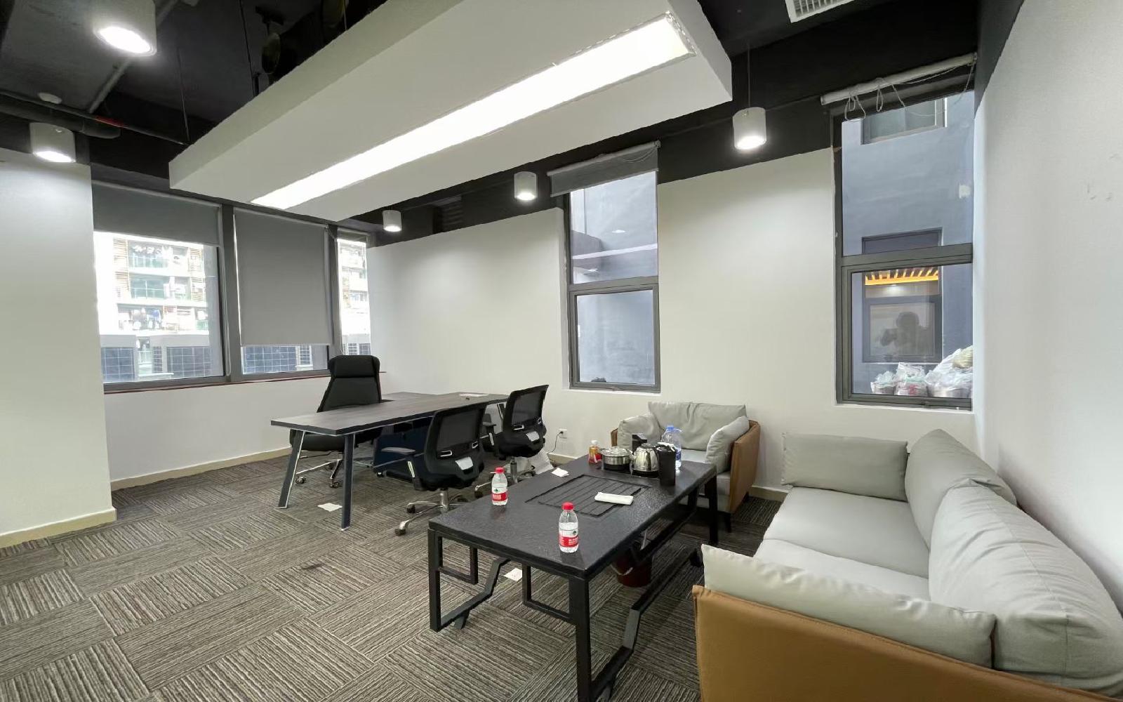 软件产业基地写字楼出租150平米精装办公室70元/m².月
