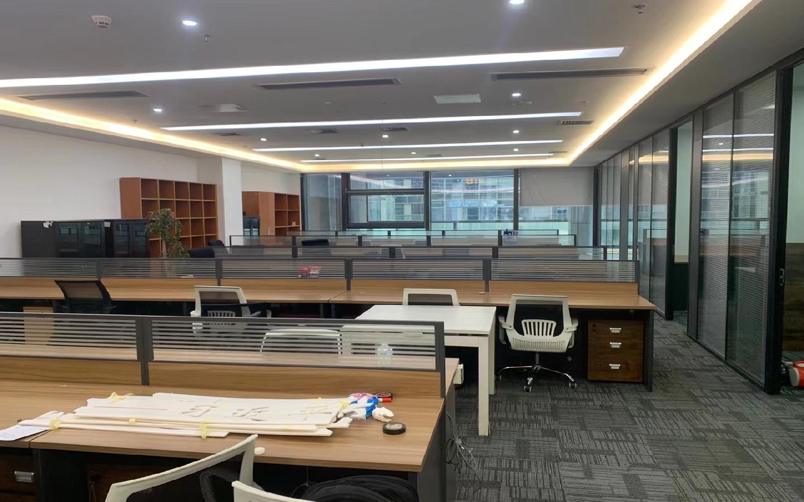 深圳湾科技生态园（三期）写字楼出租631平米精装办公室80元/m².月