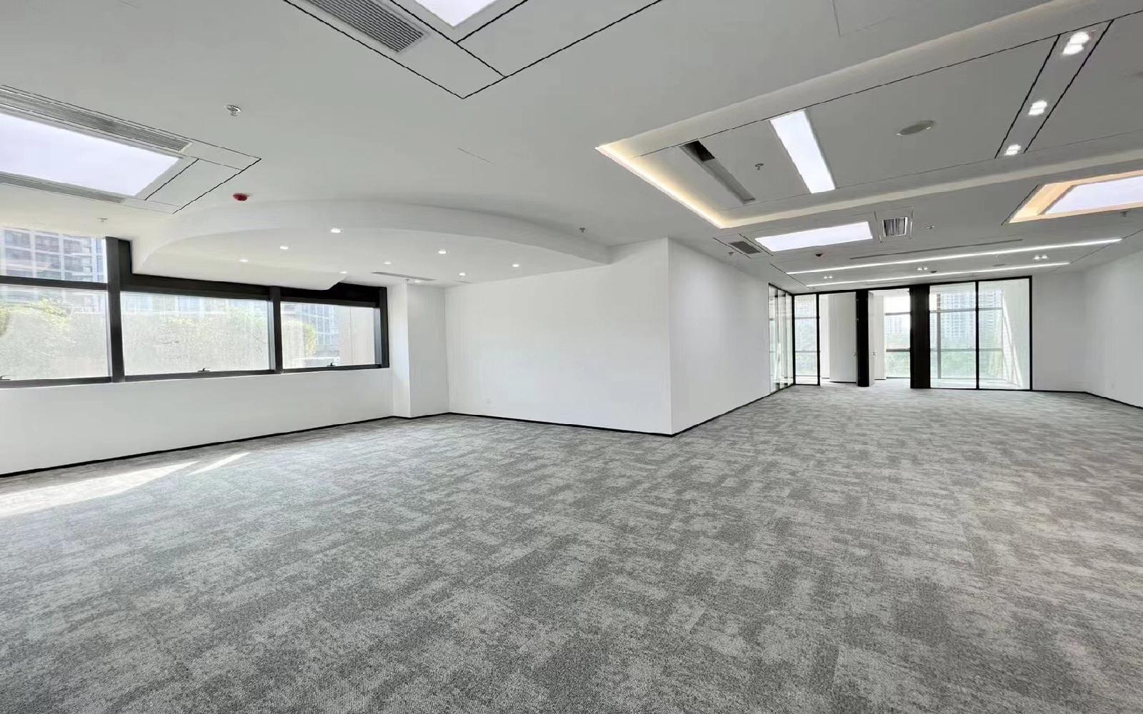 绿景广场写字楼出租286平米精装办公室80元/m².月