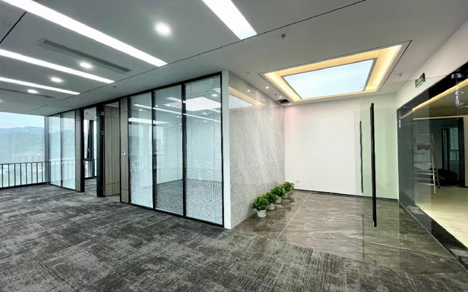 华润城大冲商务中心写字楼出租256平米精装办公室88元/m².月