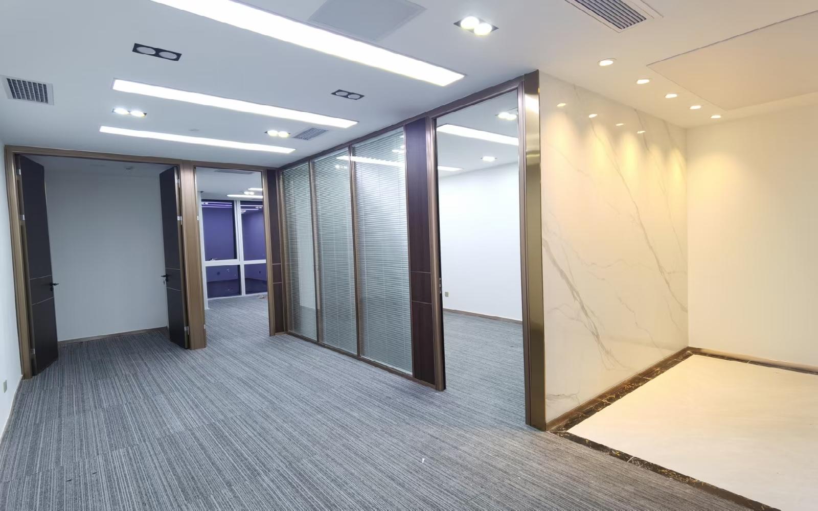 华润城大冲商务中心写字楼出租198平米豪装办公室70元/m².月