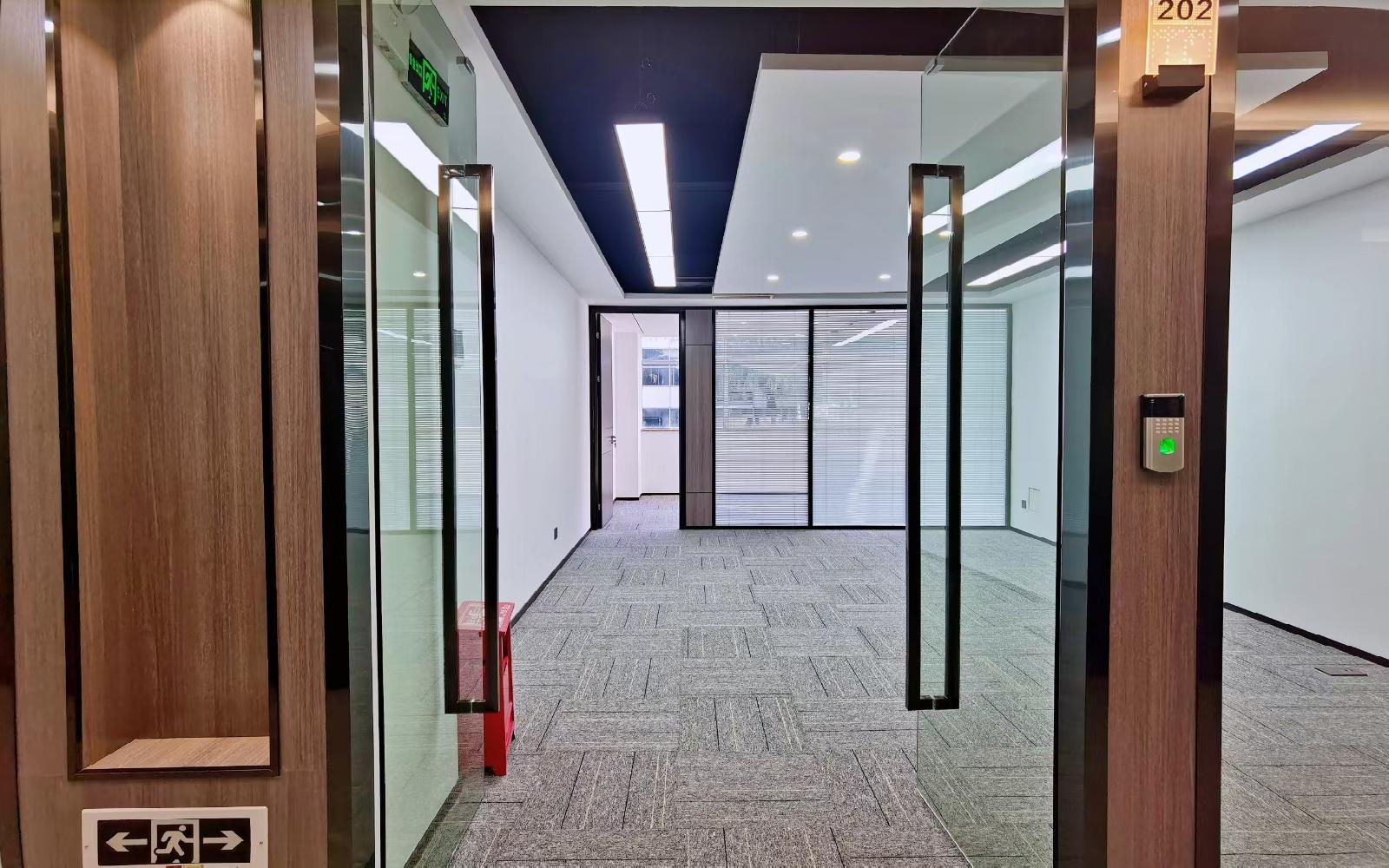 深圳软件园写字楼出租120平米豪装办公室60元/m².月