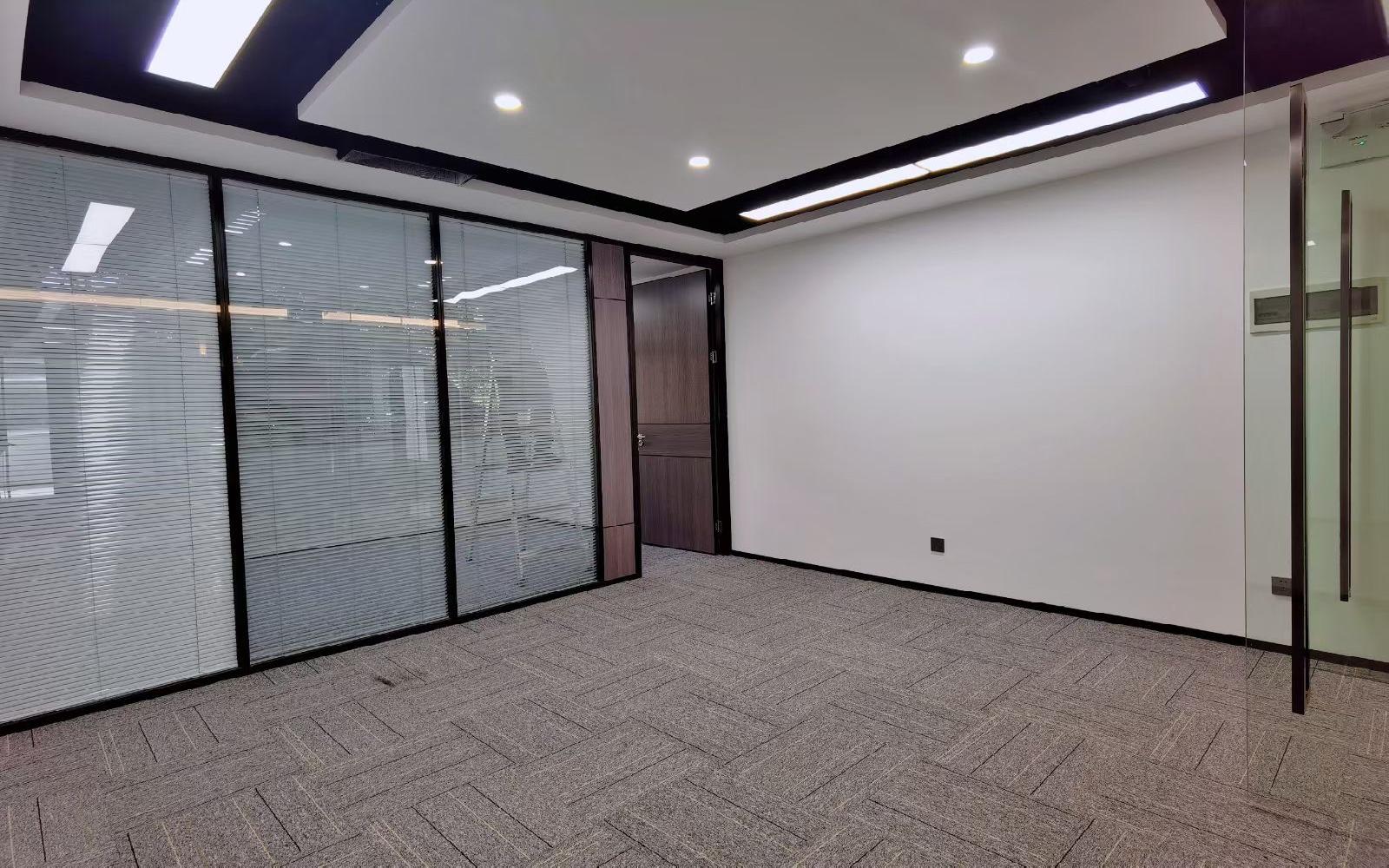 深圳软件园写字楼出租102平米精装办公室70元/m².月