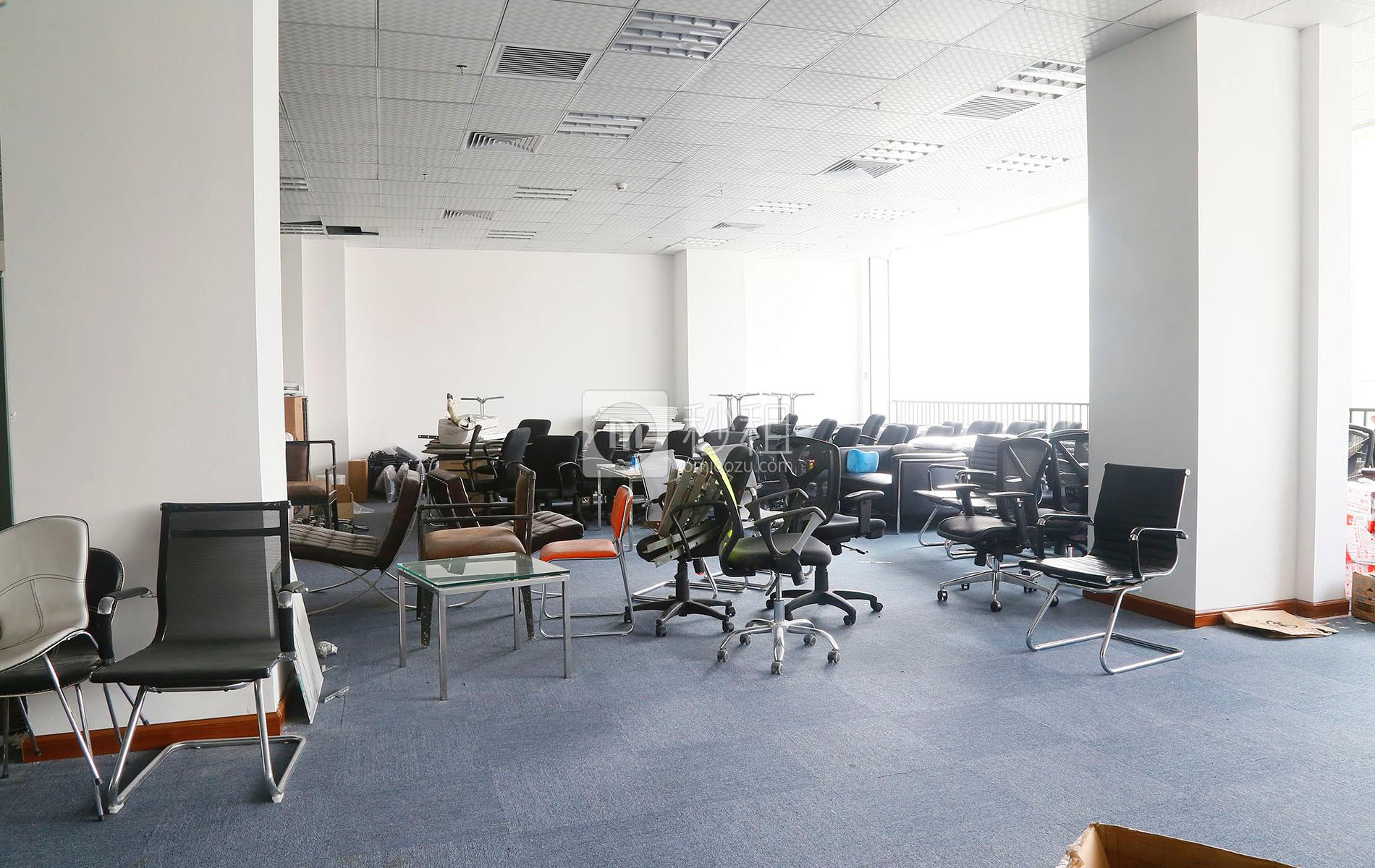 海翔广场写字楼出租486平米精装办公室135元/m².月