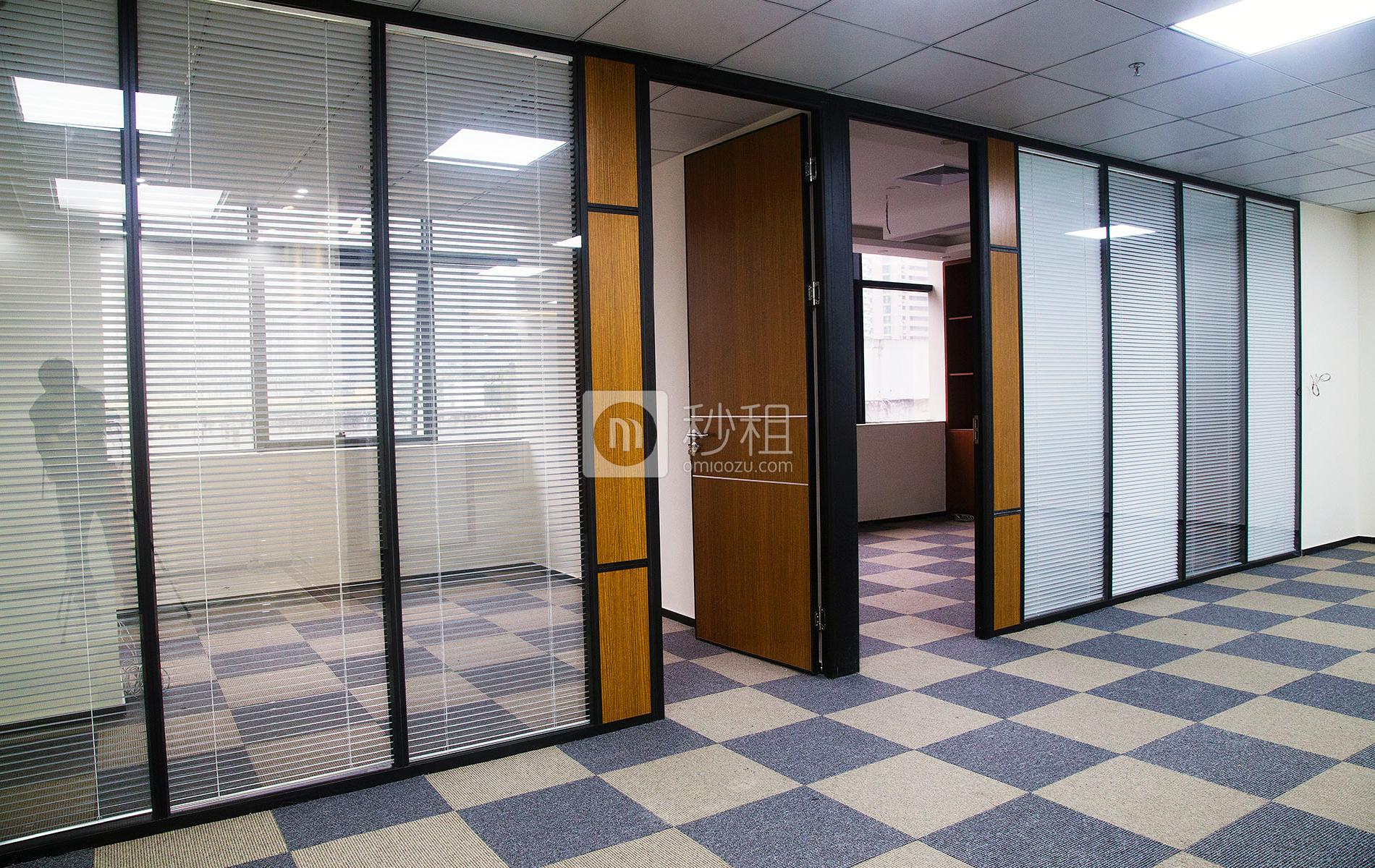 红松大厦写字楼出租260平米精装办公室155元/m².月