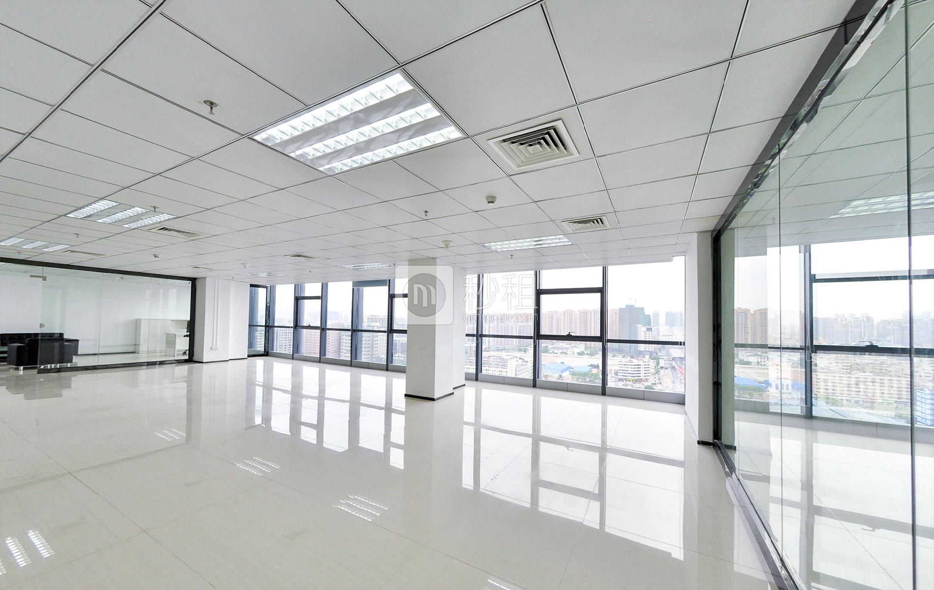 尚美中心大厦写字楼出租235平米简装办公室88元/m².月