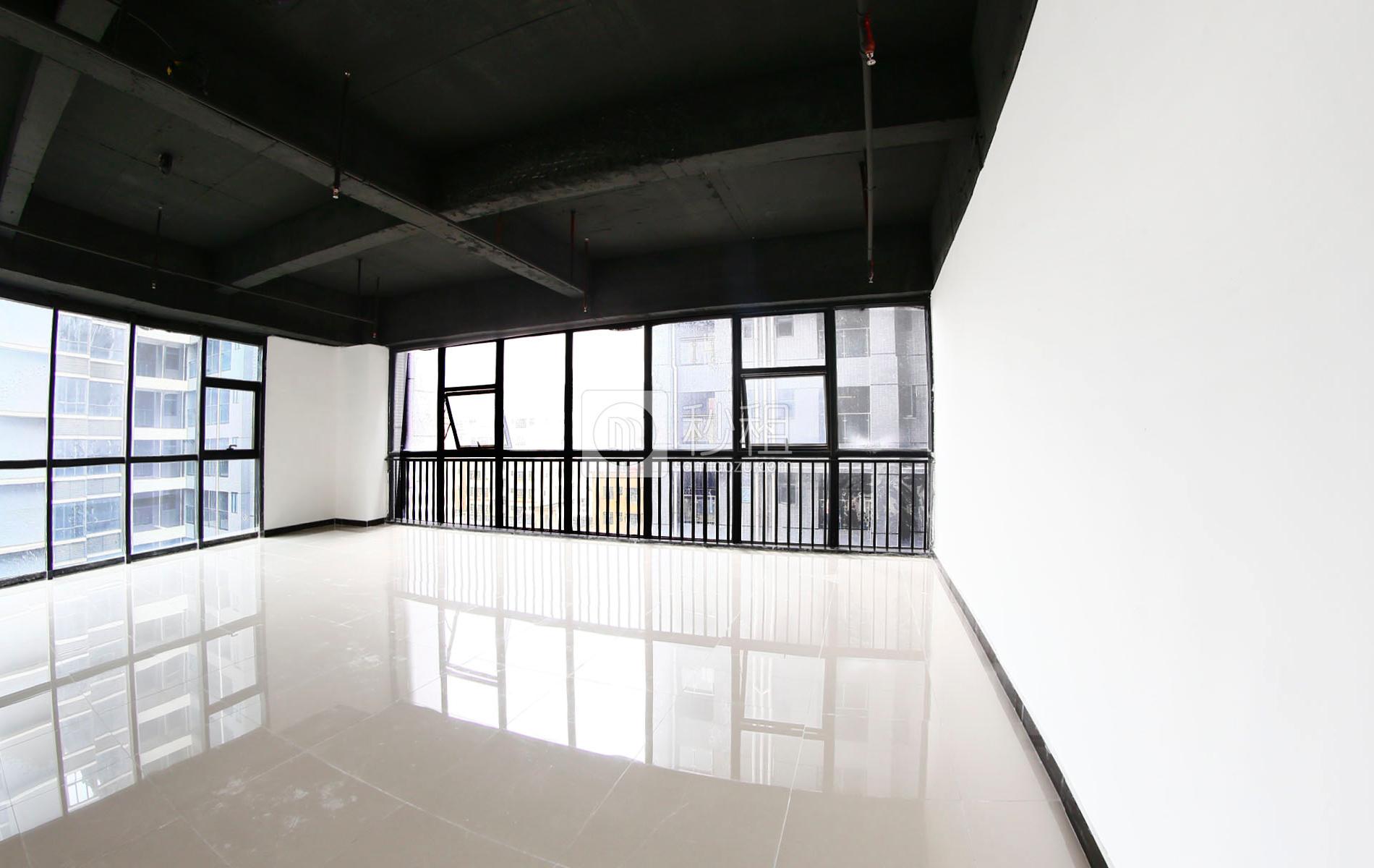 展滔科技大厦写字楼出租117平米精装办公室85元/m².月
