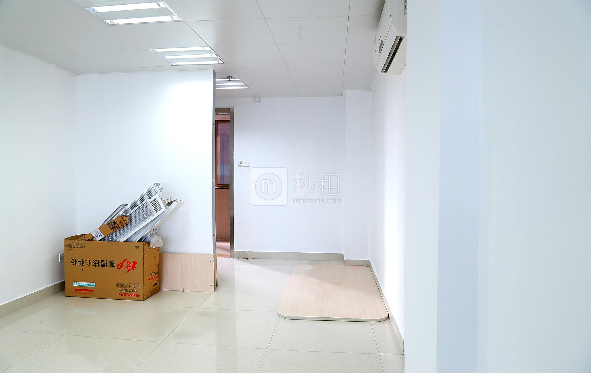 龙胜科技楼写字楼出租86平米精装办公室55元/m².月