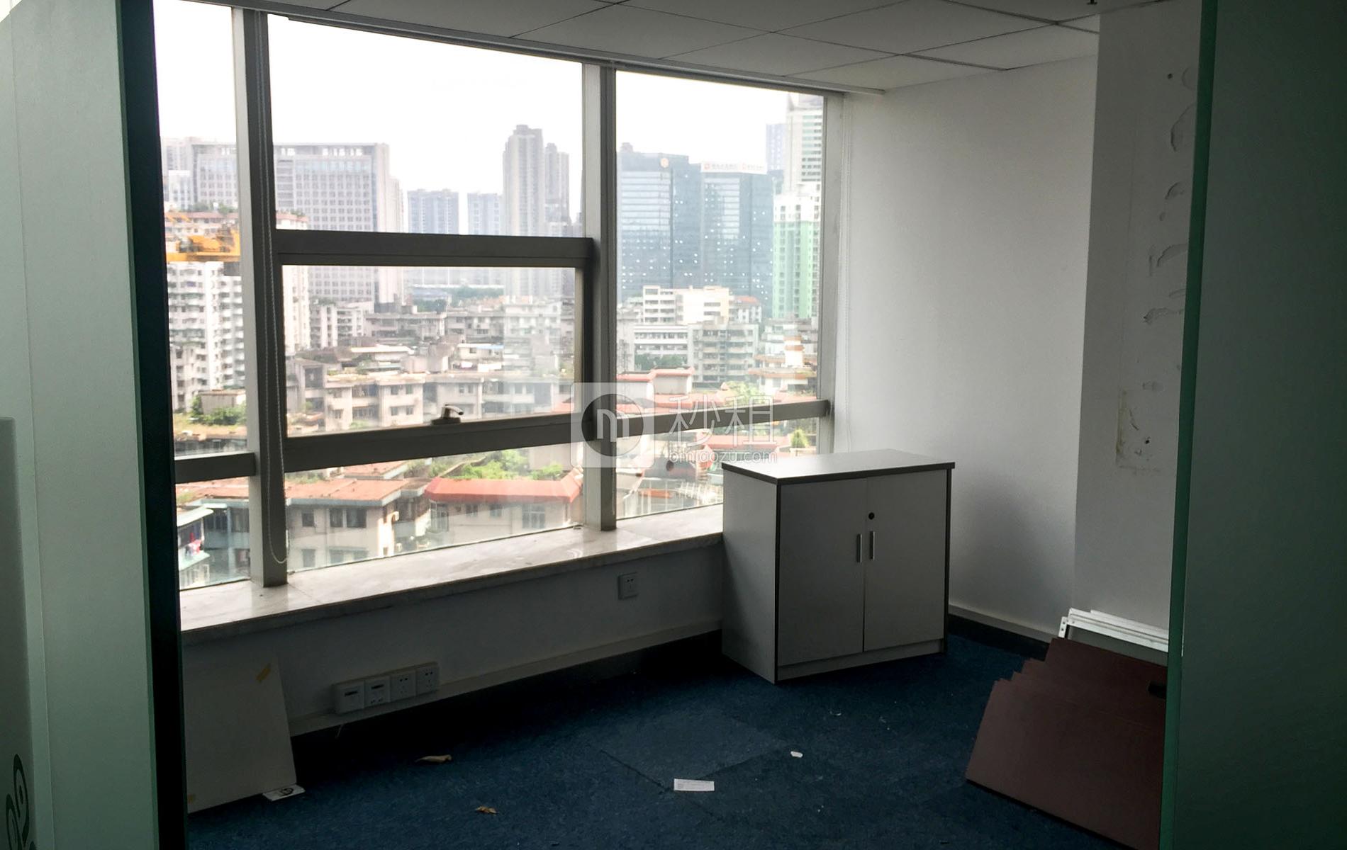 壬丰大厦写字楼出租174平米简装办公室130元/m².月