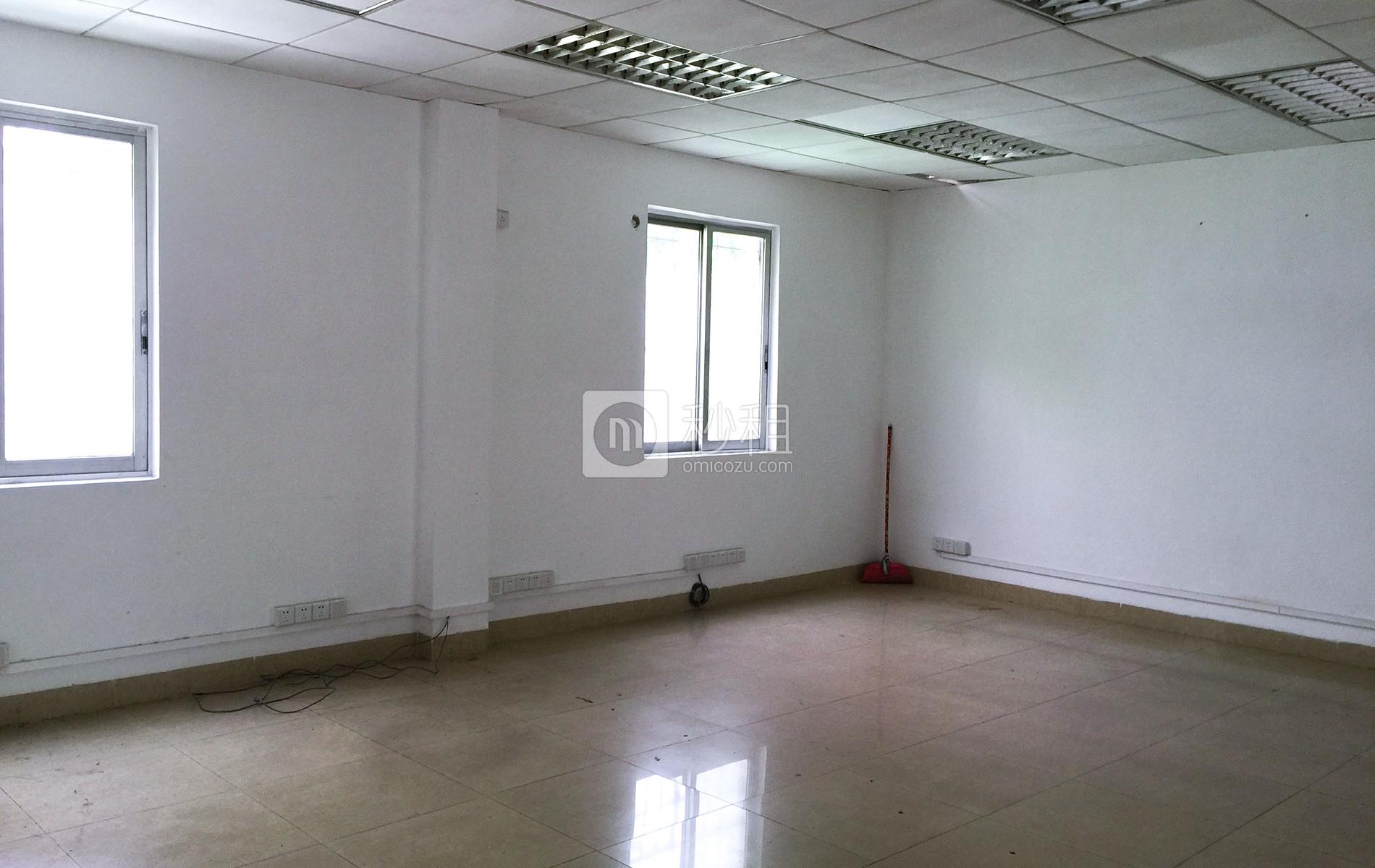 广州设计港金鼎产业园写字楼出租150平米简装办公室55元/m².月