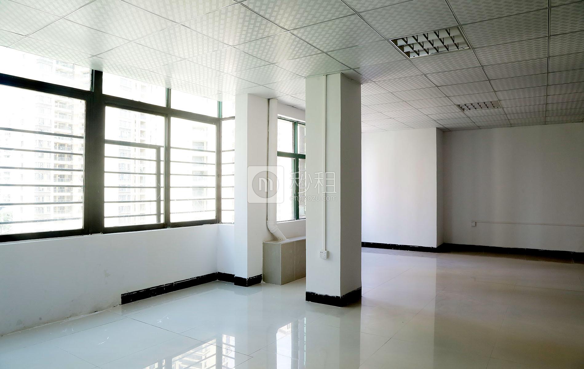 东华大厦写字楼出租150平米简装办公室55元/m².月