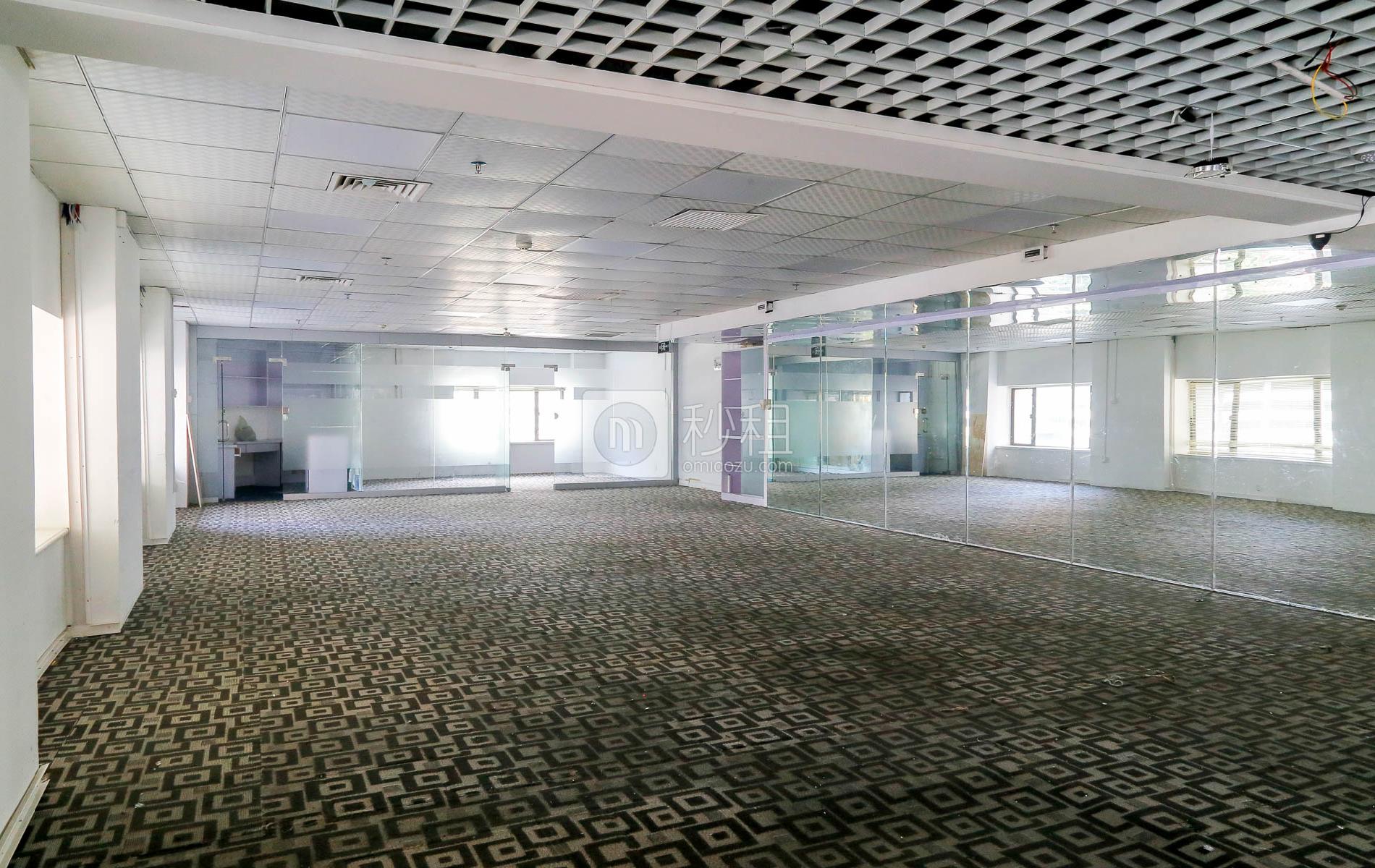 国贸大厦写字楼出租671平米精装办公室80元/m².月