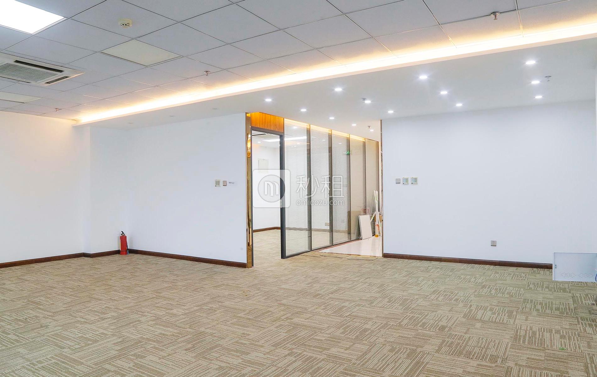 金润大厦写字楼出租446平米精装办公室120元/m².月