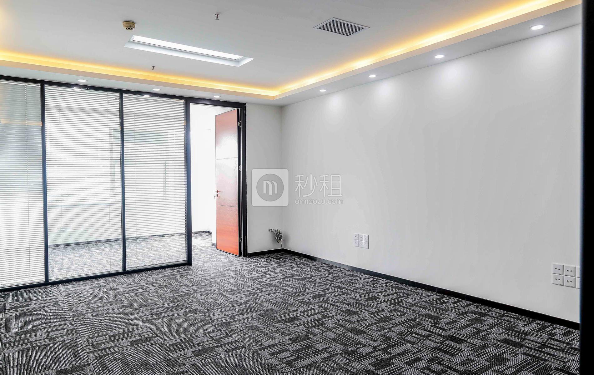 喜年中心写字楼出租108平米豪装办公室98元/m².月