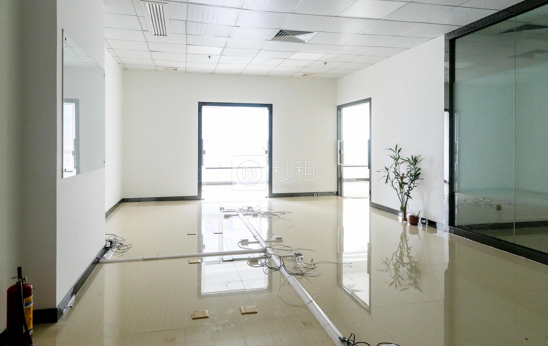 瑞思国际写字楼出租211平米精装办公室110元/m².月