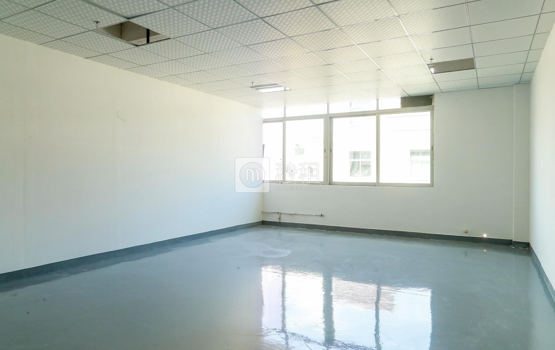 德泰科技工业园	写字楼出租93平米简装办公室35元/m².月