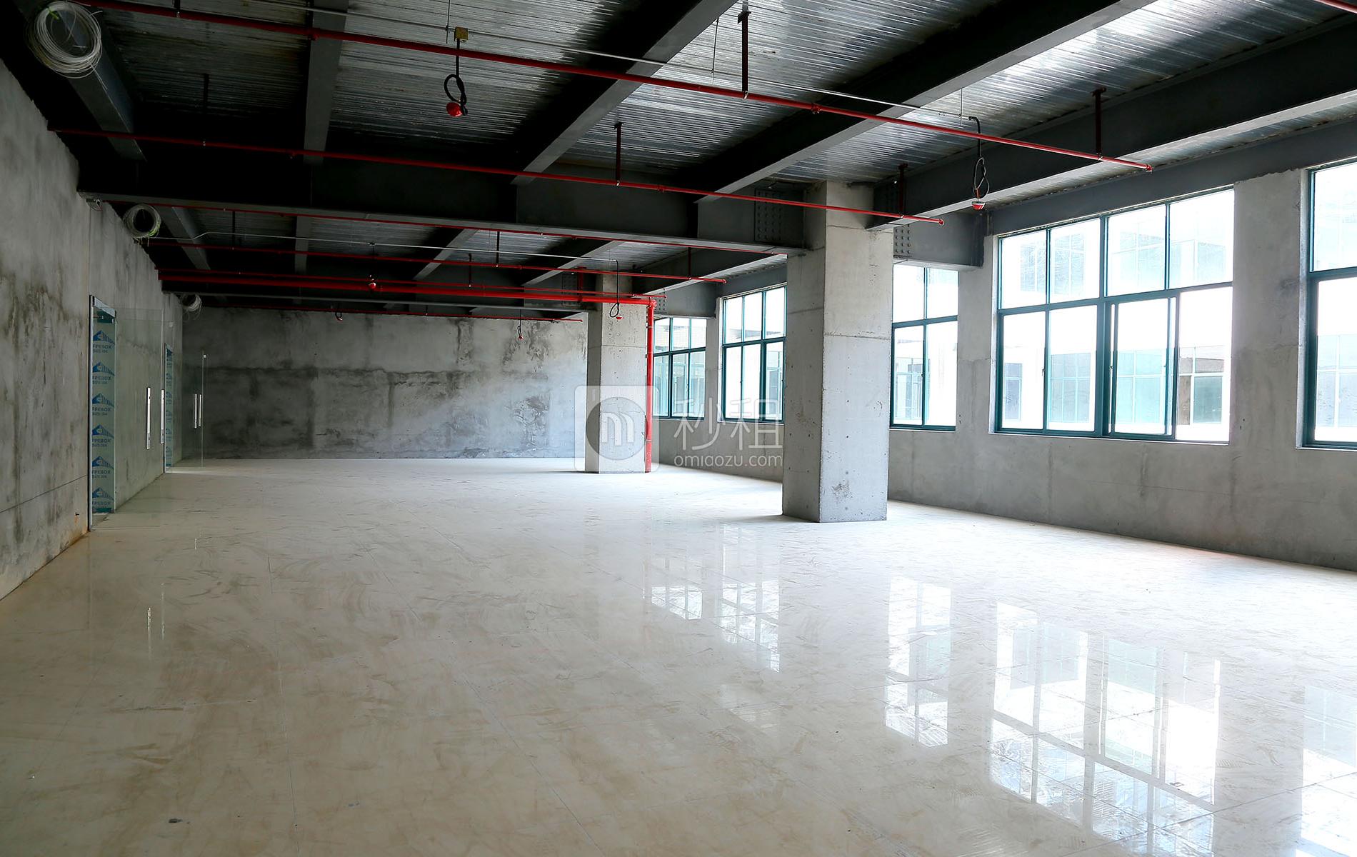 吉盛楼写字楼出租118平米毛坯办公室60元/m².月