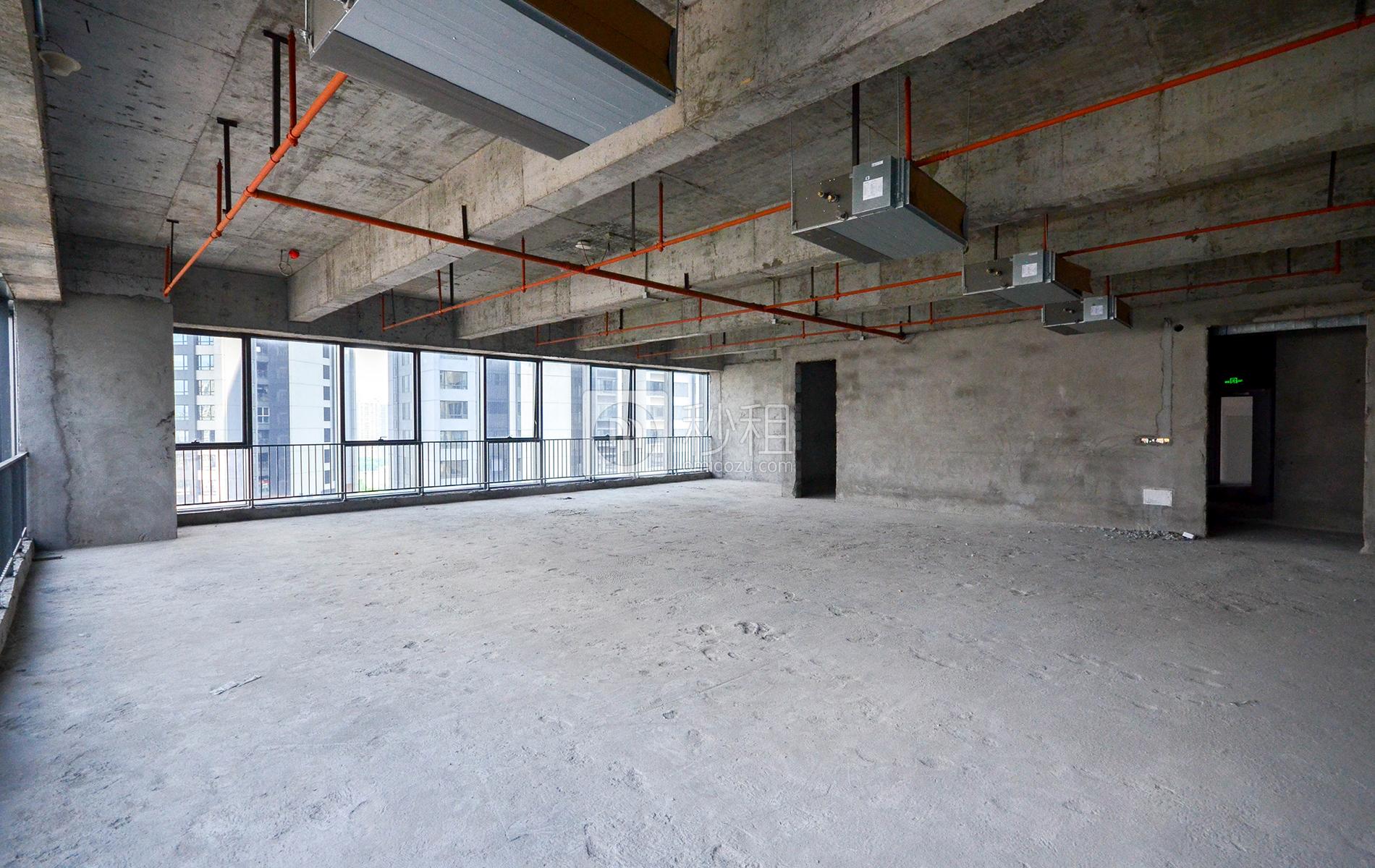 广物中心写字楼出租1500平米毛坯办公室150元/m².月