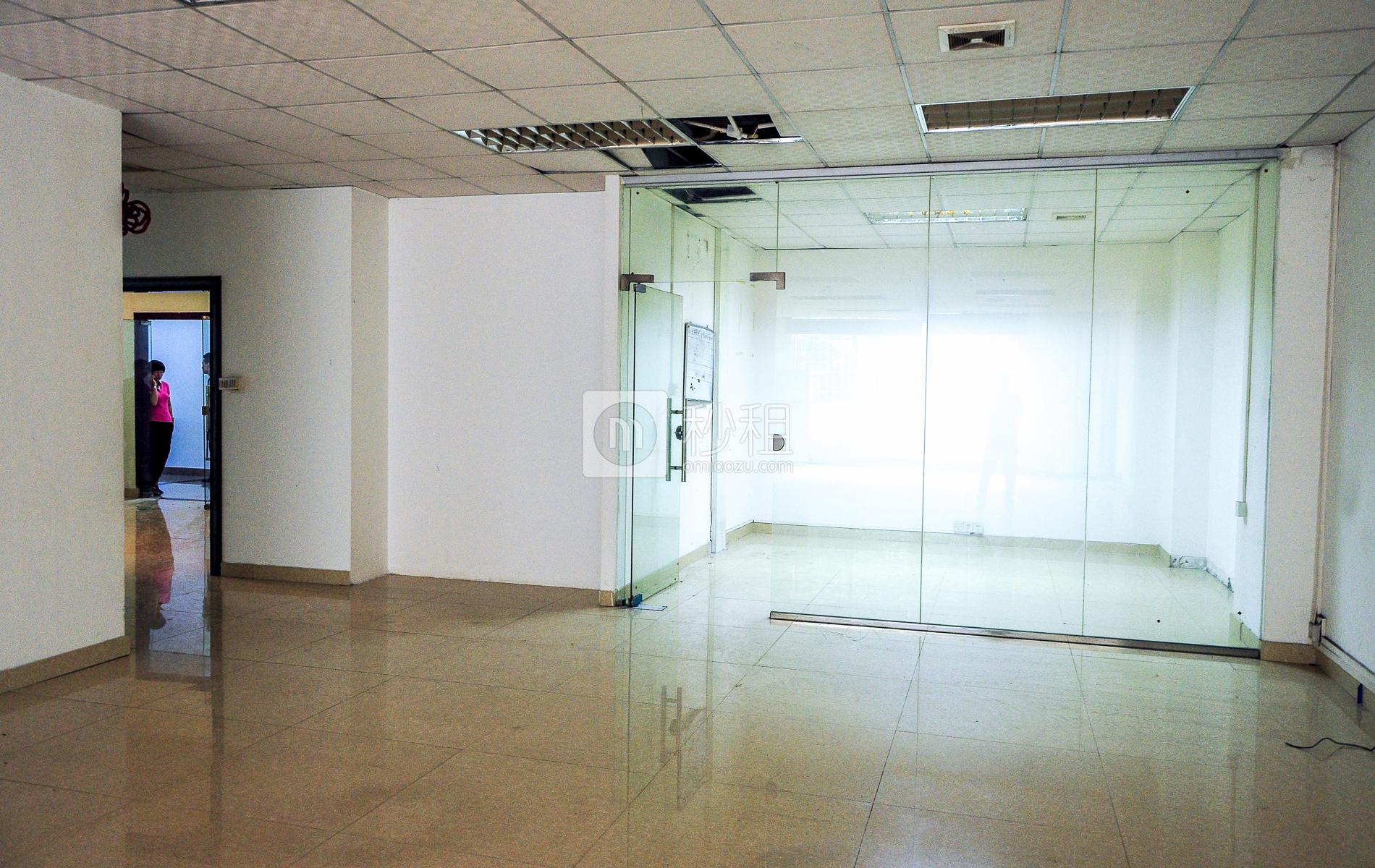 鼎昌商务中心写字楼出租300平米毛坯办公室50元/m².月