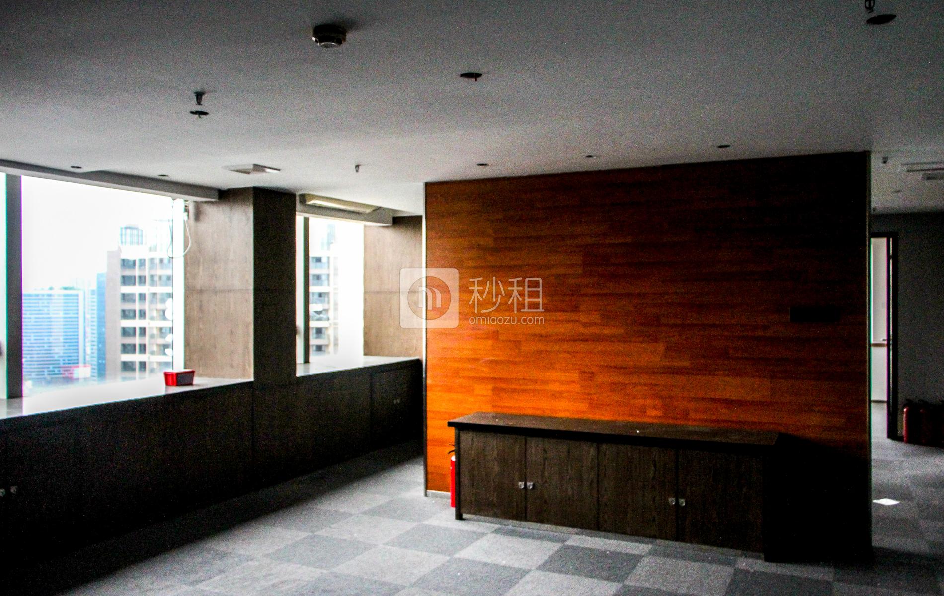 信德商务大厦写字楼出租208平米毛坯办公室95元/m².月
