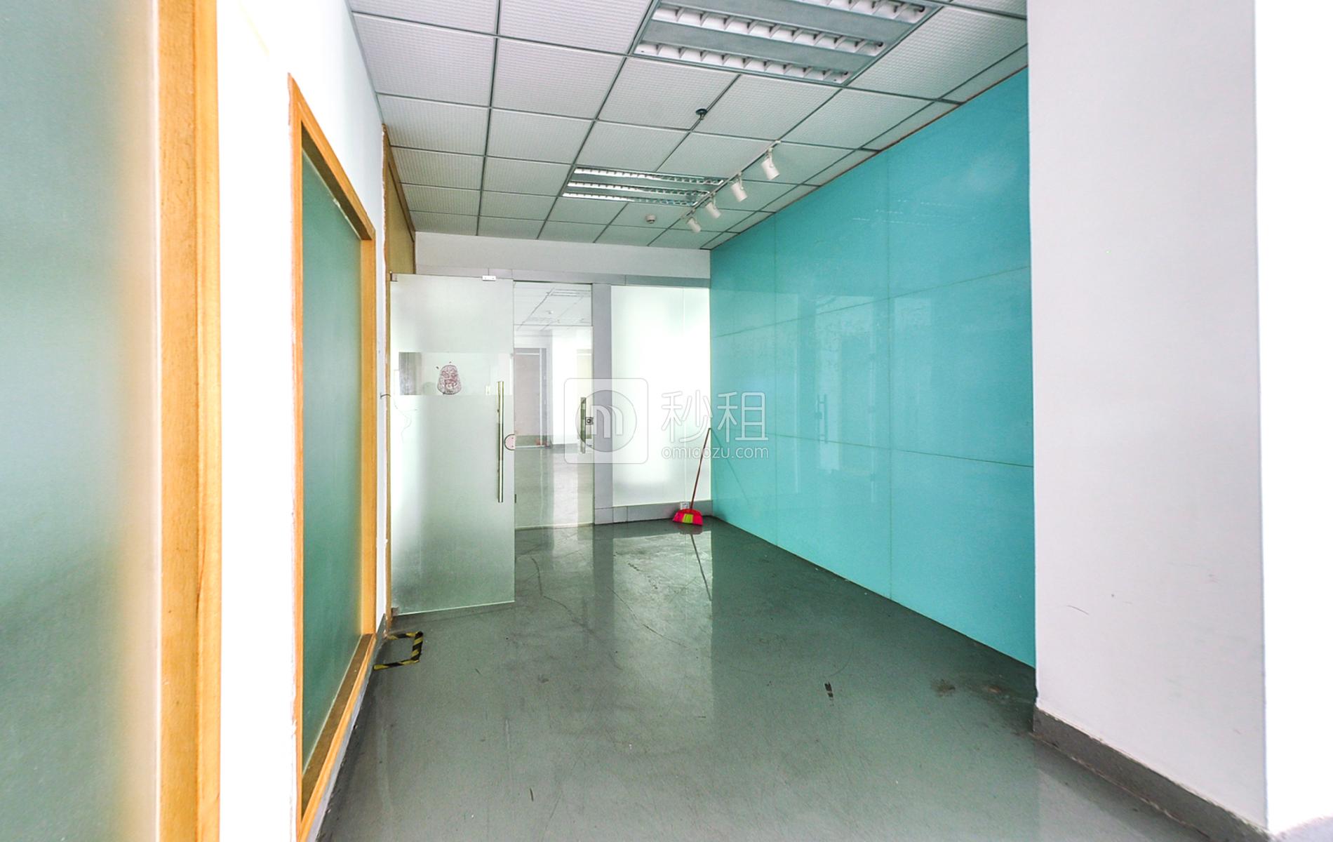 广兴源宝安互联网产业基地A区写字楼出租1573平米精装办公室55元/m².月