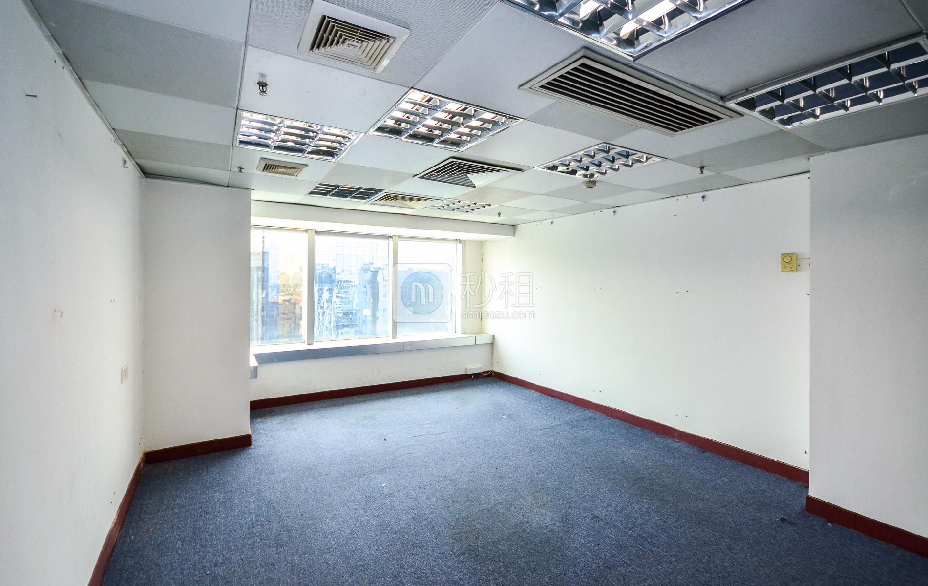 国际银行中心写字楼出租87平米简装办公室95元/m².月
