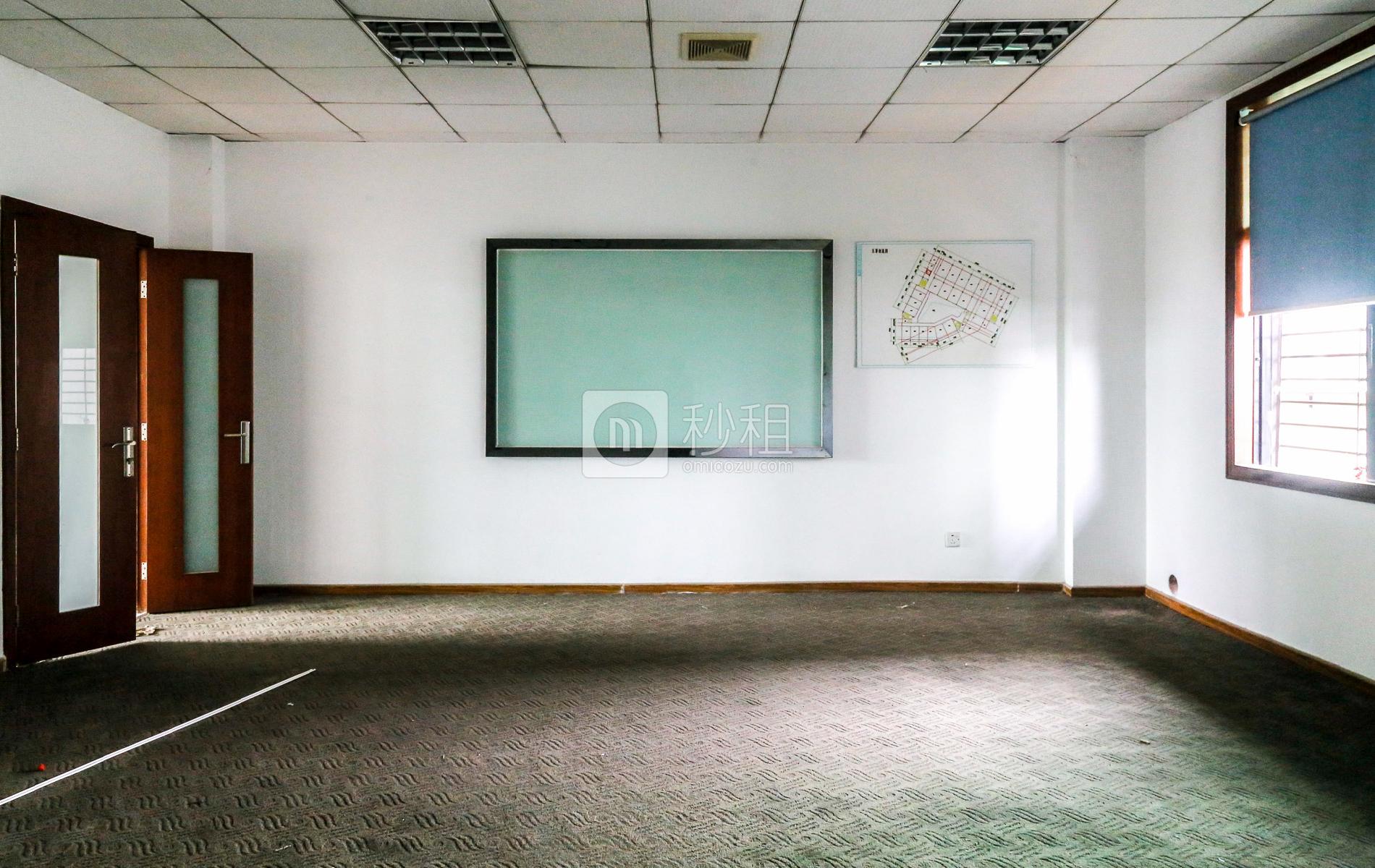 荣城国际		写字楼出租124平米精装办公室35元/m².月
