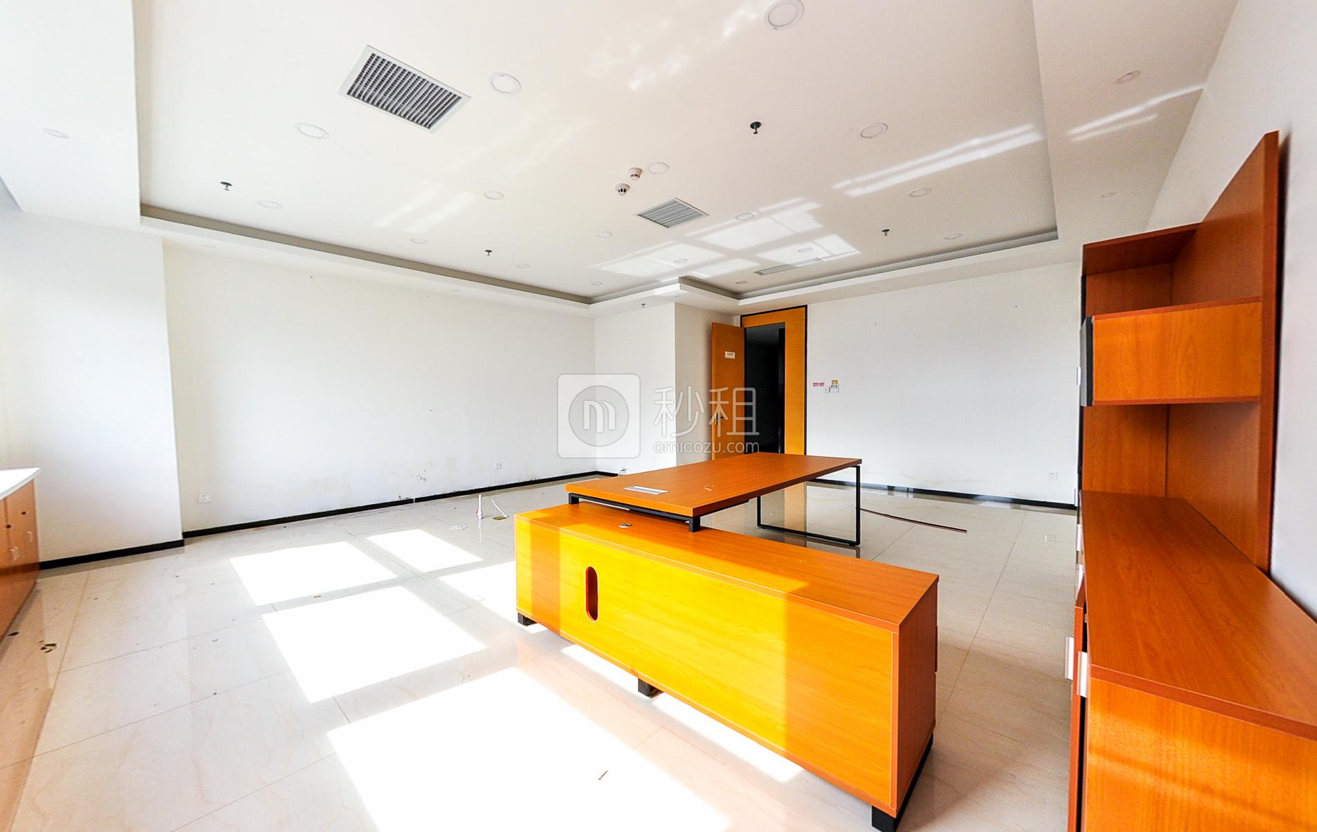富基PARK国际大厦写字楼出租670平米精装办公室98元/m².月
