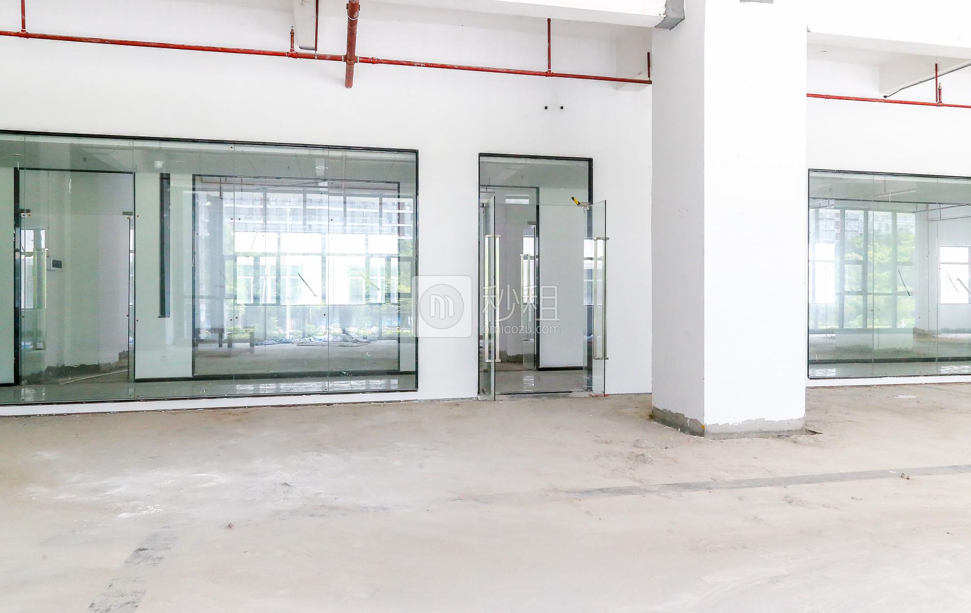 智慧谷创新园（龙华）写字楼出租124平米毛坯办公室78元/m².月