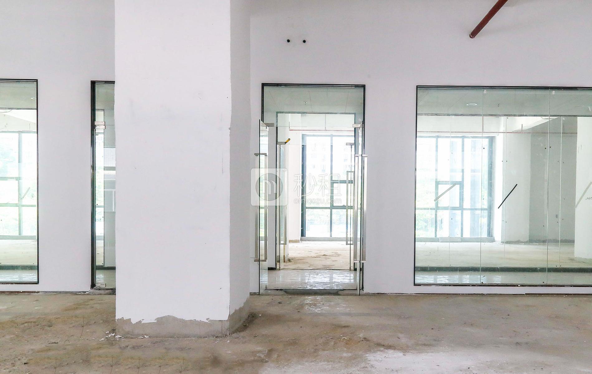 智慧谷创新园（龙华）写字楼出租295平米毛坯办公室85元/m².月
