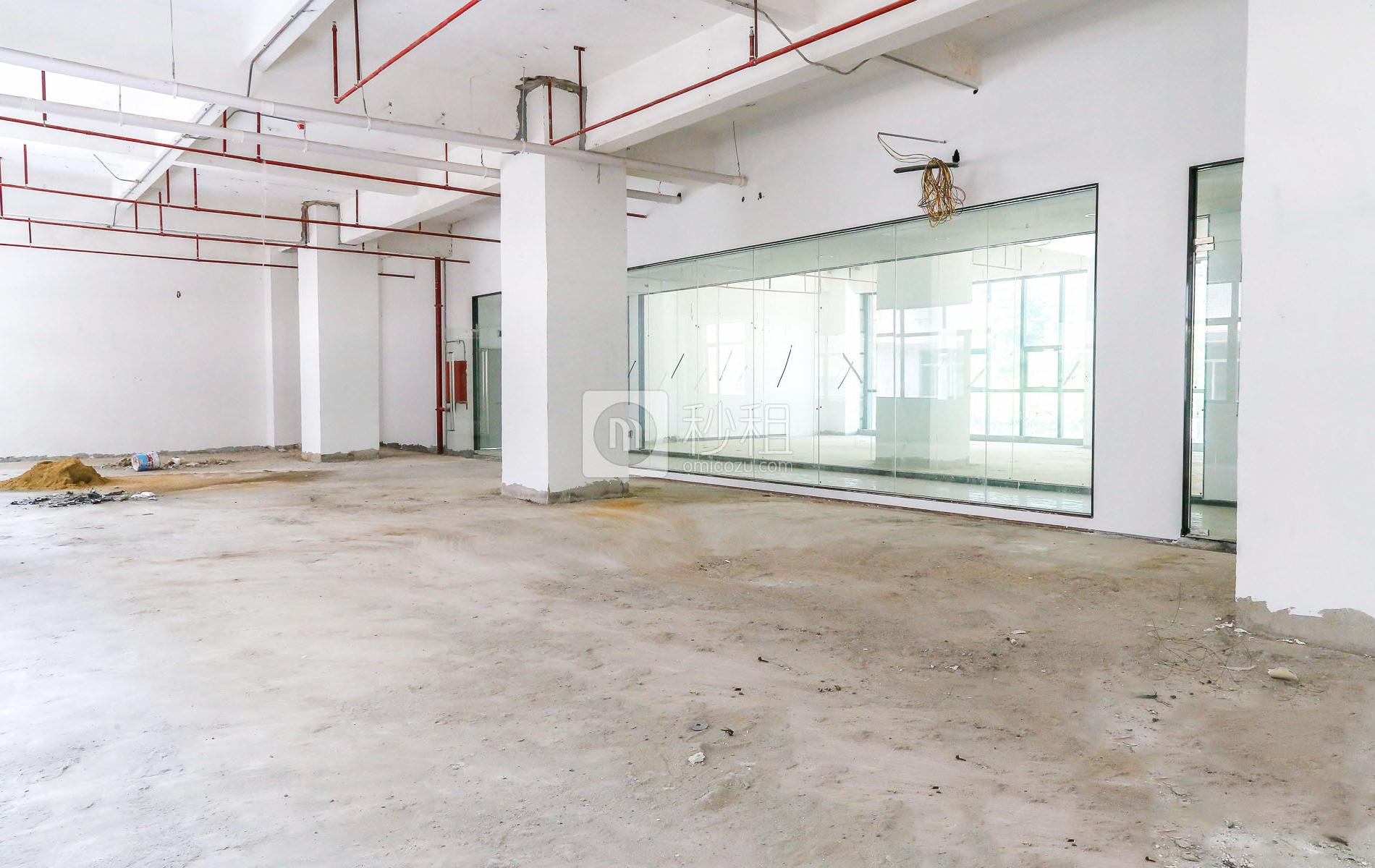 智慧谷创新园（龙华）写字楼出租492平米毛坯办公室90元/m².月