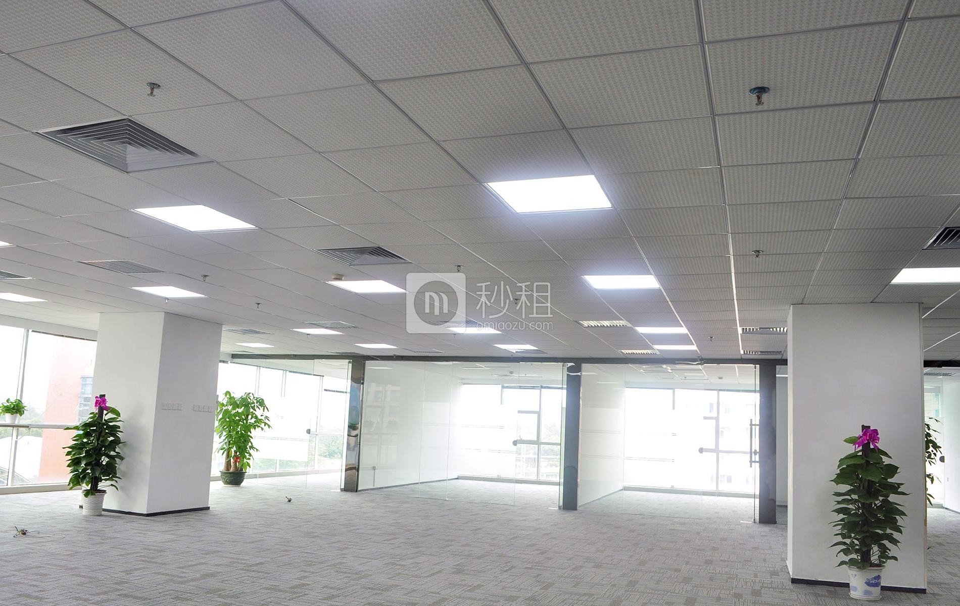 创新科技广场（一期）写字楼出租600平米豪装办公室68元/m².月