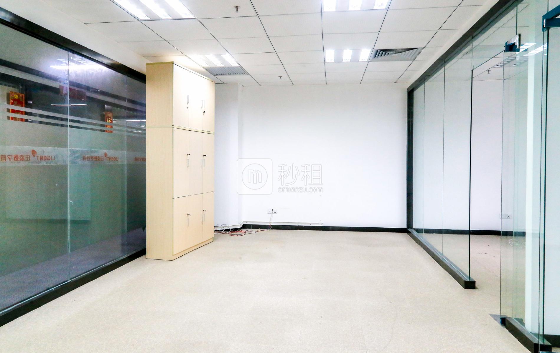 南京大学产学研基地写字楼出租178平米精装办公室130元/m².月
