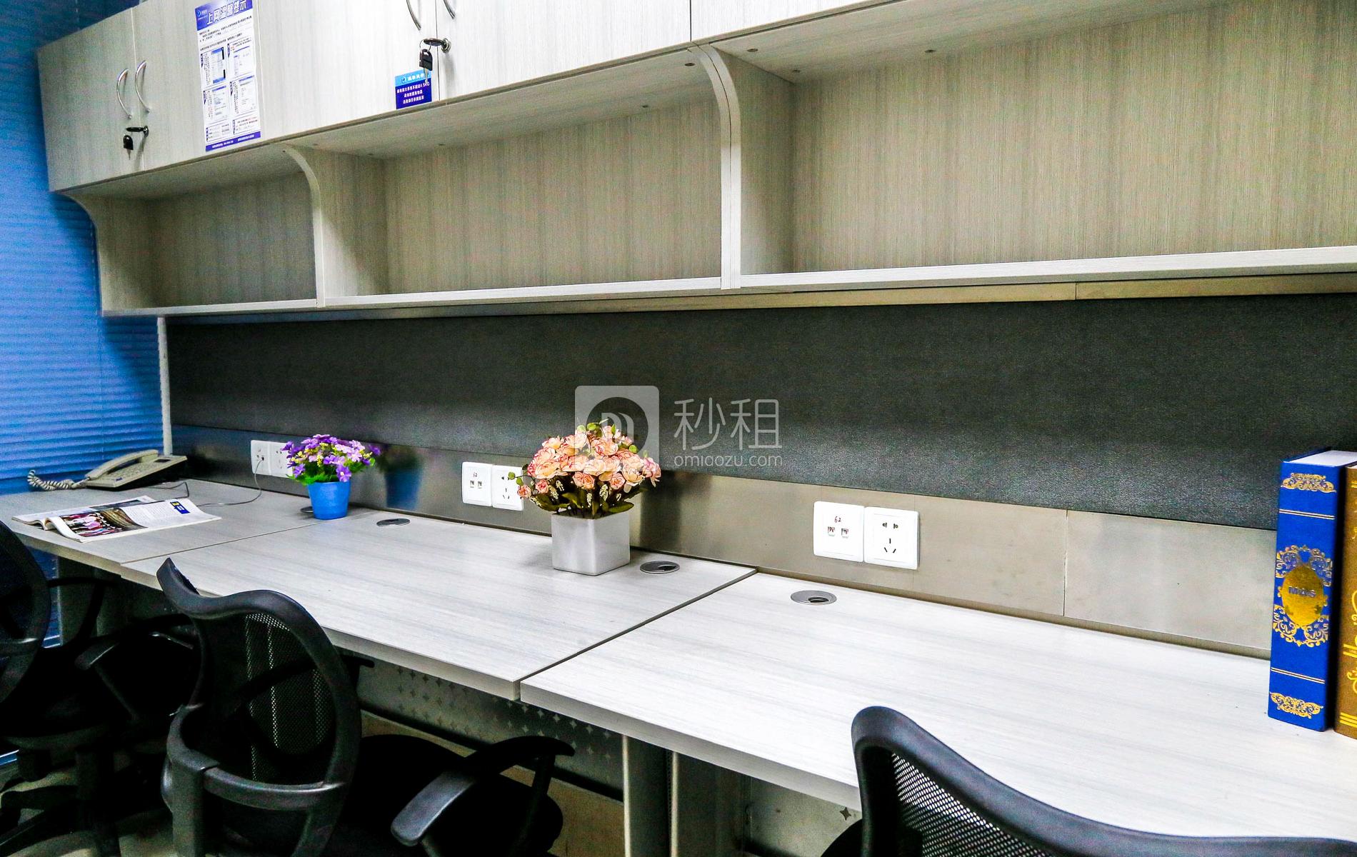 泰然工业区-创富港写字楼出租8平米精装办公室2300元/间.月