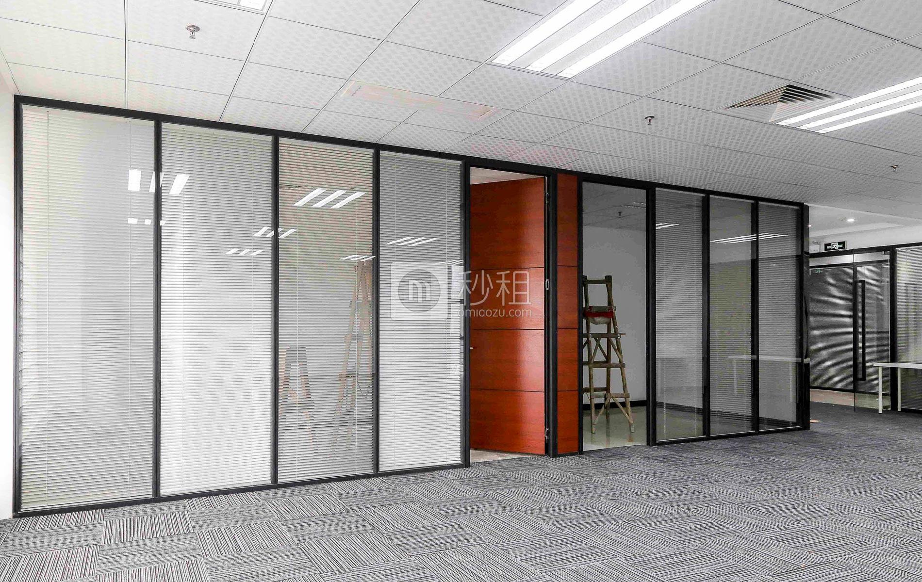 九洲电器大厦写字楼出租445平米精装办公室120元/m².月