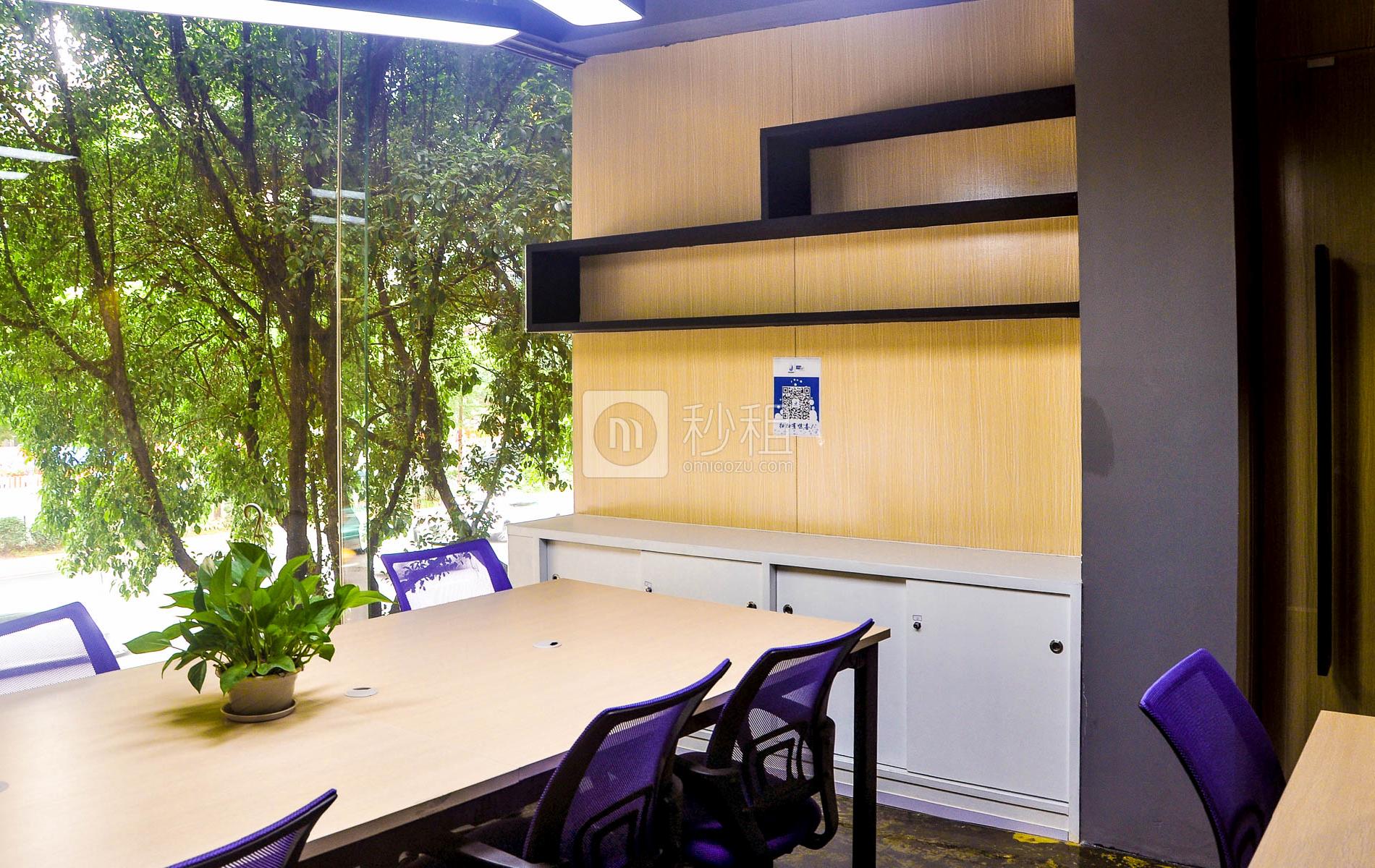 天河区员村【科拓孵化器】14m²户型