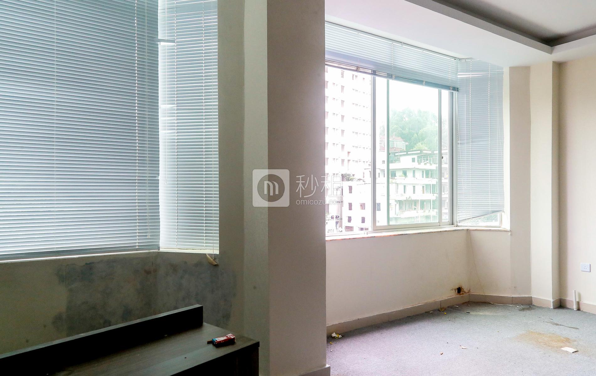 中顺商务大厦写字楼出租205平米精装办公室50元/m².月