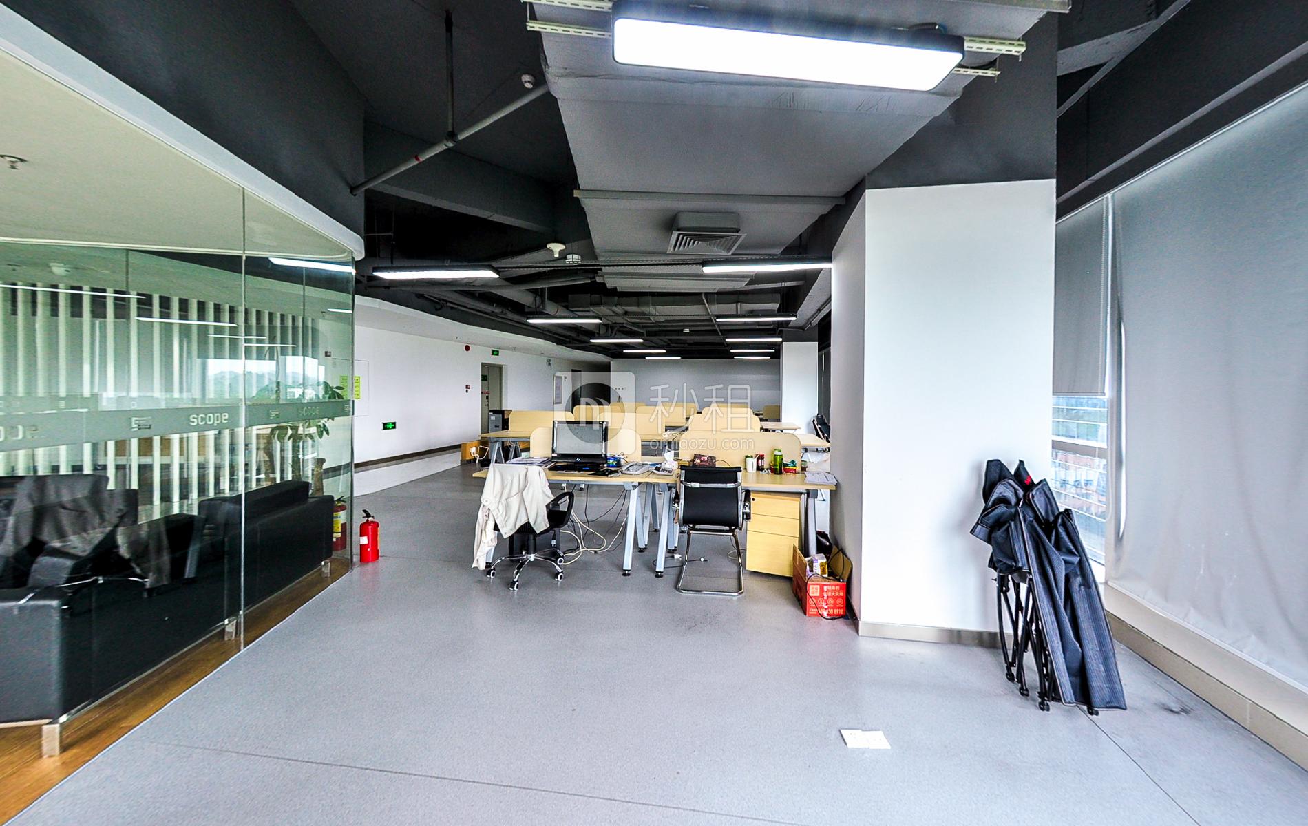南山智园写字楼出租600平米精装办公室130元/m².月