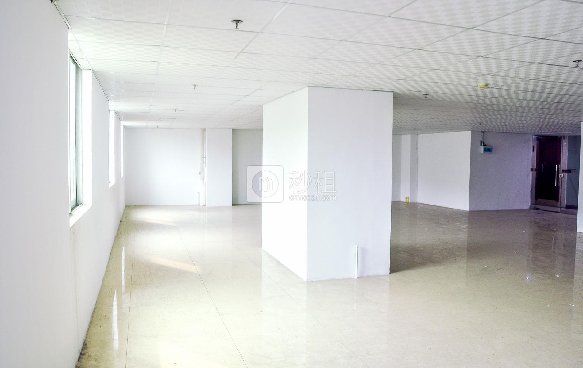 伟诚商务中心写字楼出租635平米简装办公室88元/m².月