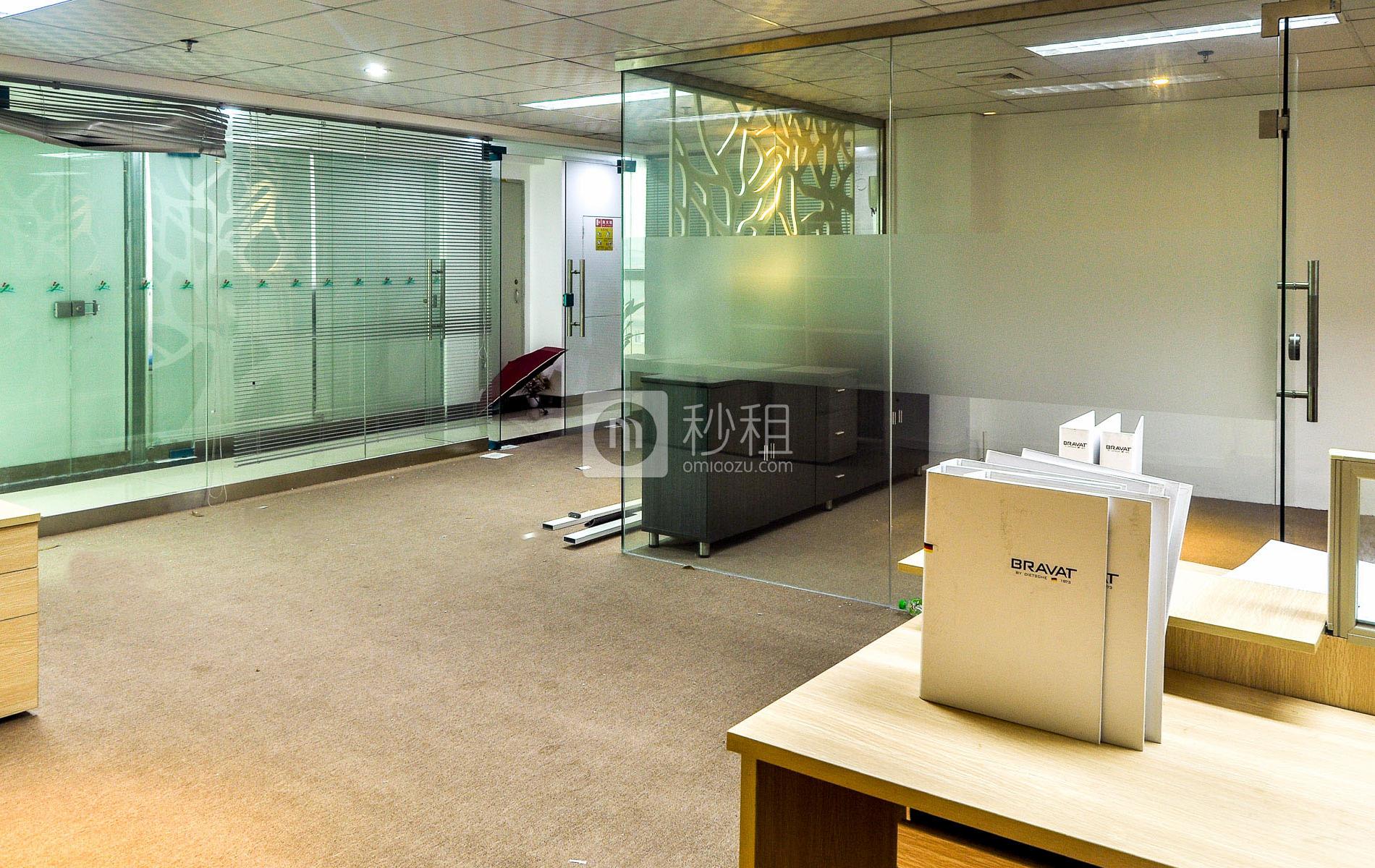 伟诚商务中心写字楼出租109平米简装办公室88元/m².月