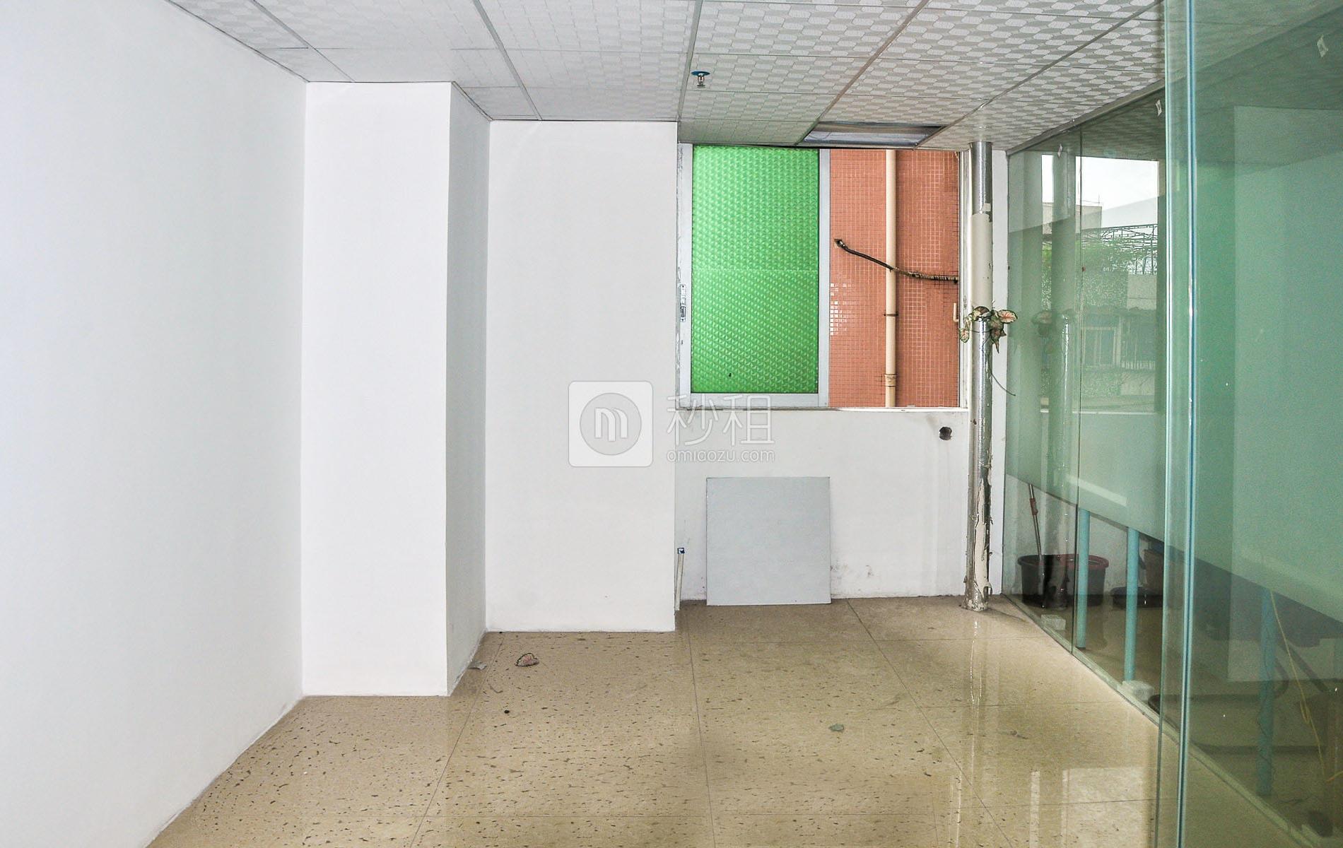 伟诚商务中心写字楼出租26平米简装办公室88元/m².月