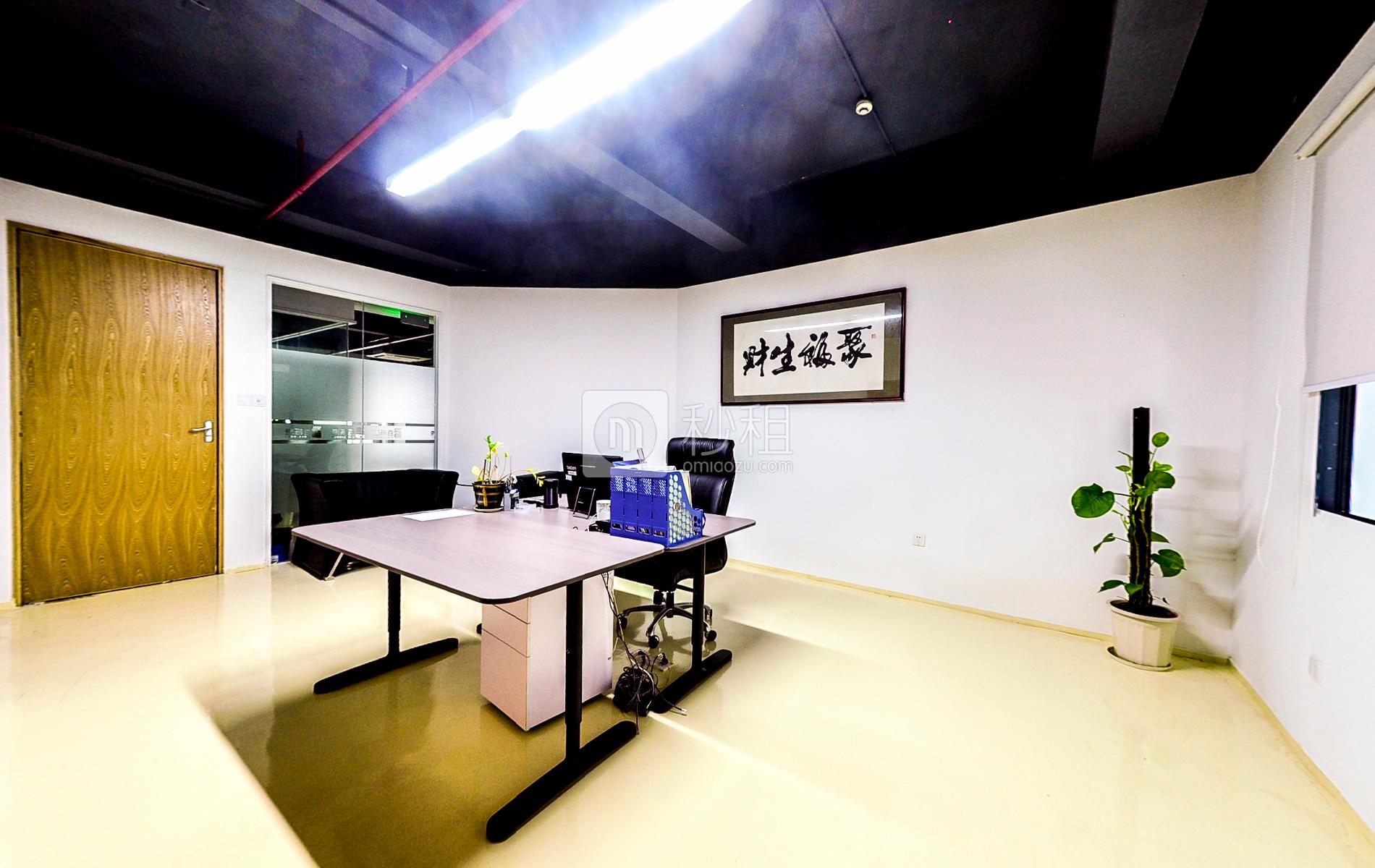 百栎港-海大创意园写字楼出租41平米精装办公室80元/m².月