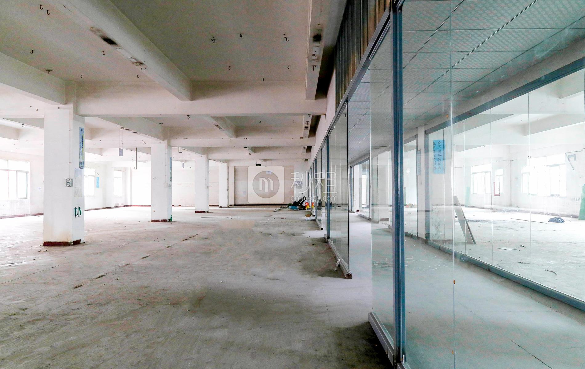 龙胜科技电商园写字楼出租286平米简装办公室23元/m².月