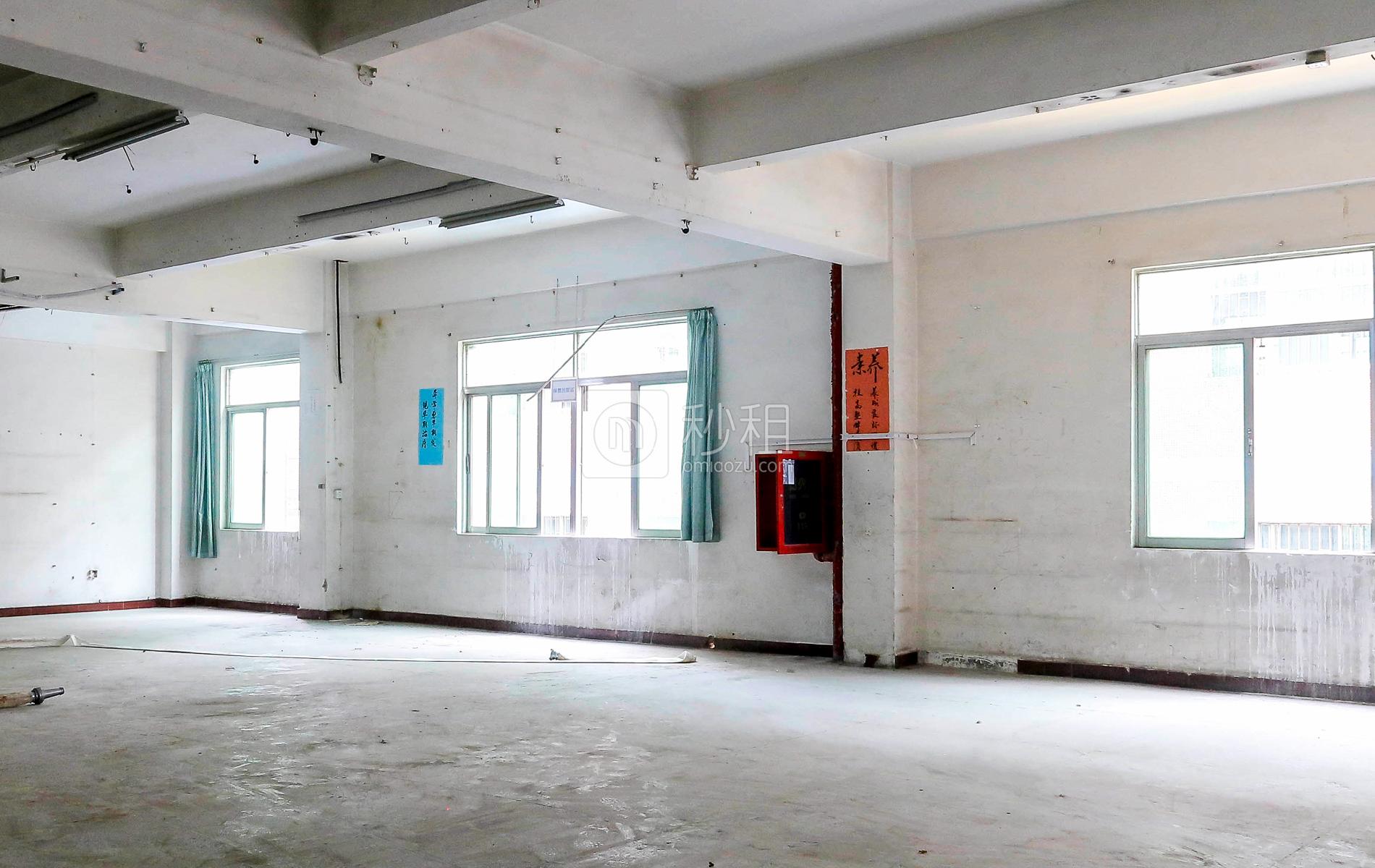 龙胜科技电商园写字楼出租372平米简装办公室23元/m².月
