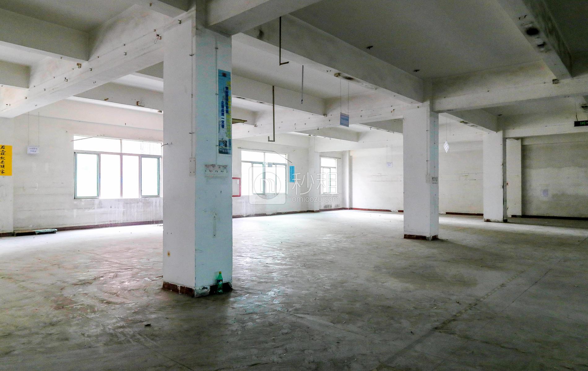 龙胜科技电商园写字楼出租623平米简装办公室23元/m².月