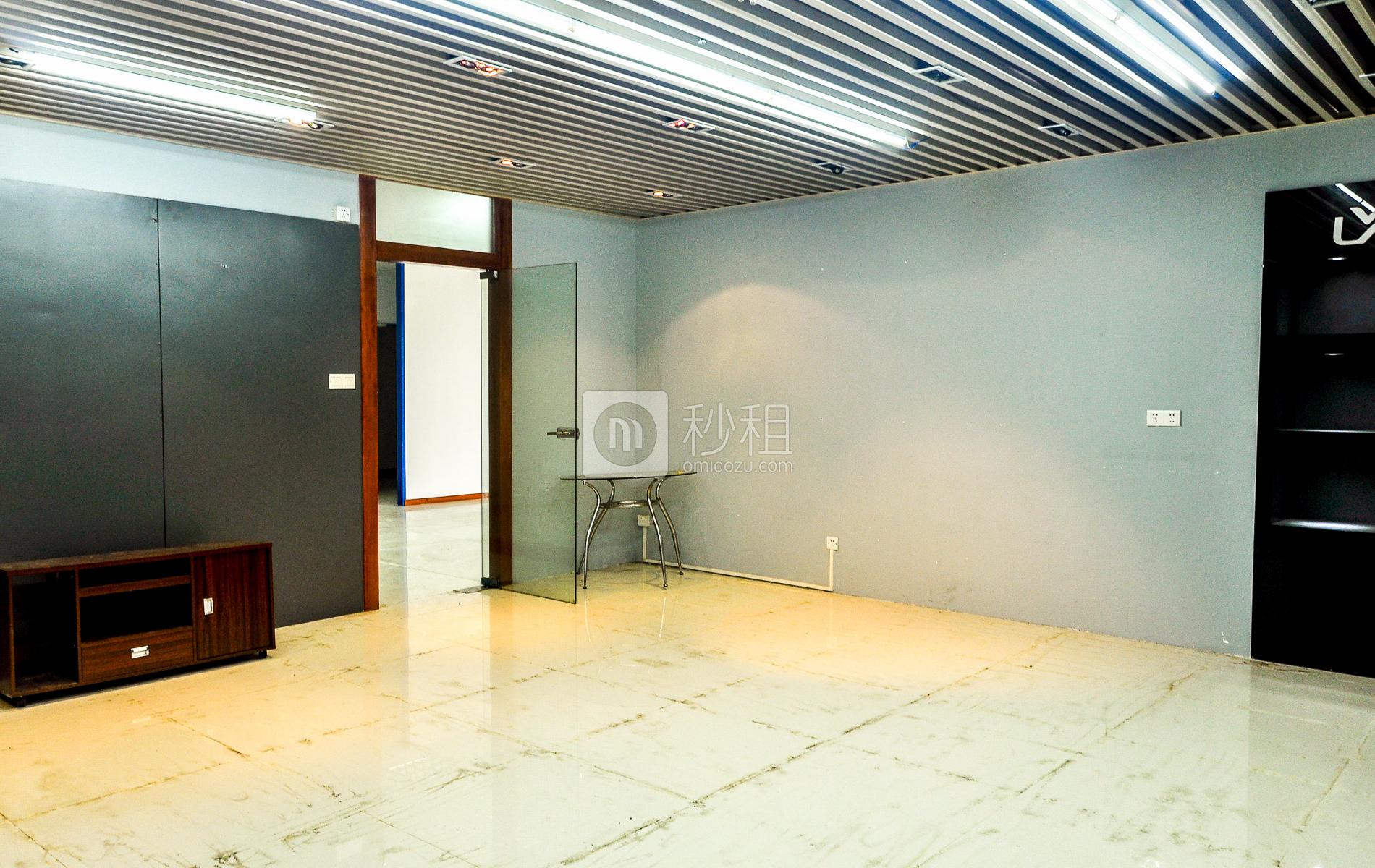 乐天大厦写字楼出租282平米简装办公室90元/m².月