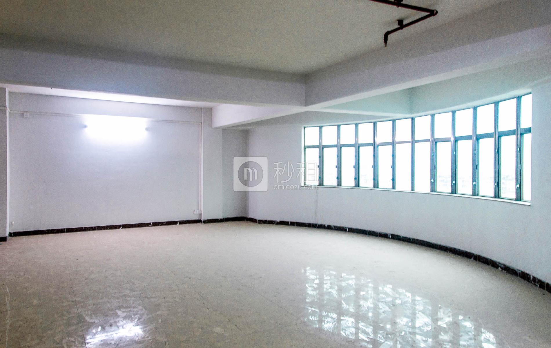 祥盛广场写字楼出租179平米简装办公室60元/m².月