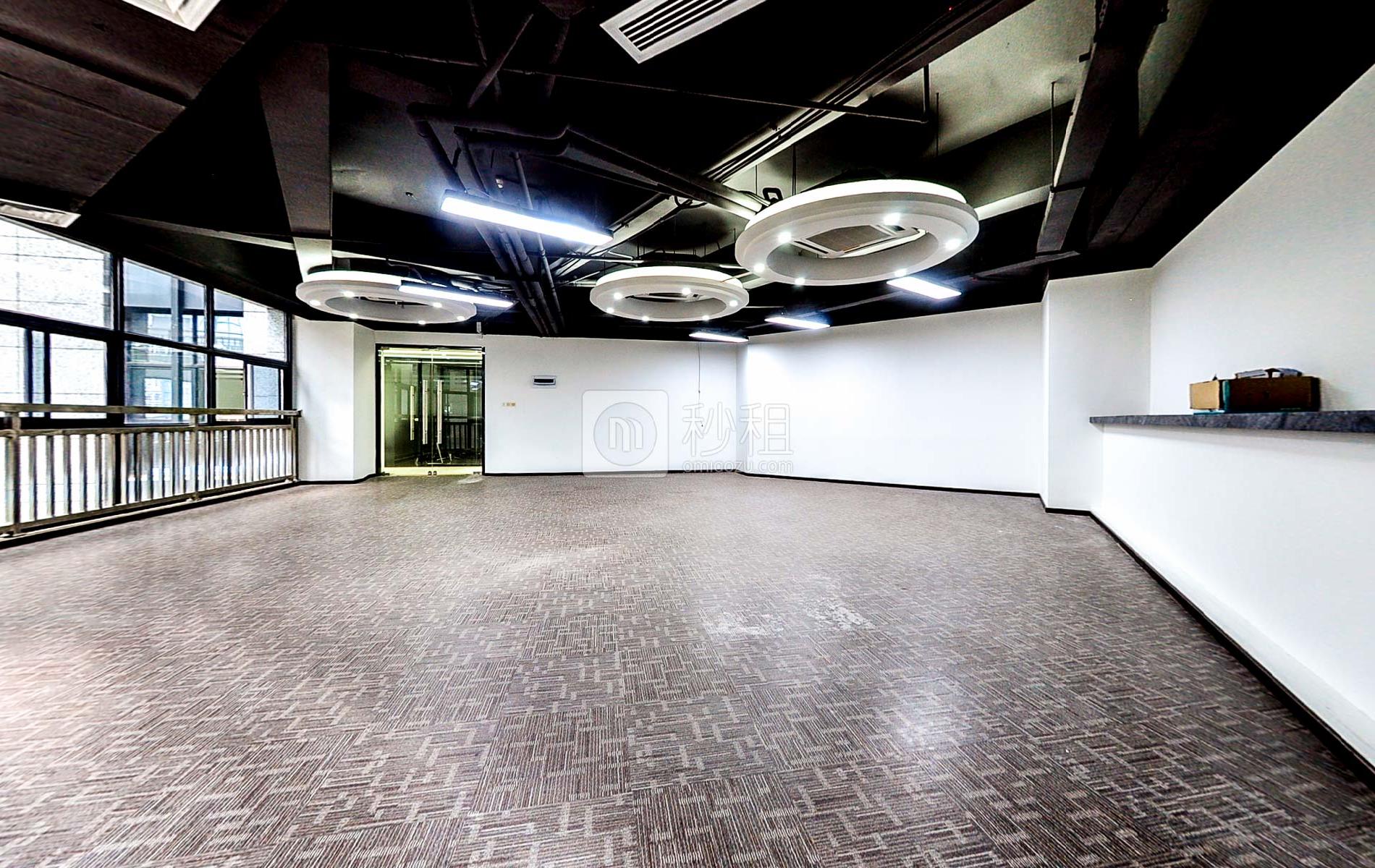 南京大学产学研基地写字楼出租169平米豪装办公室132元/m².月