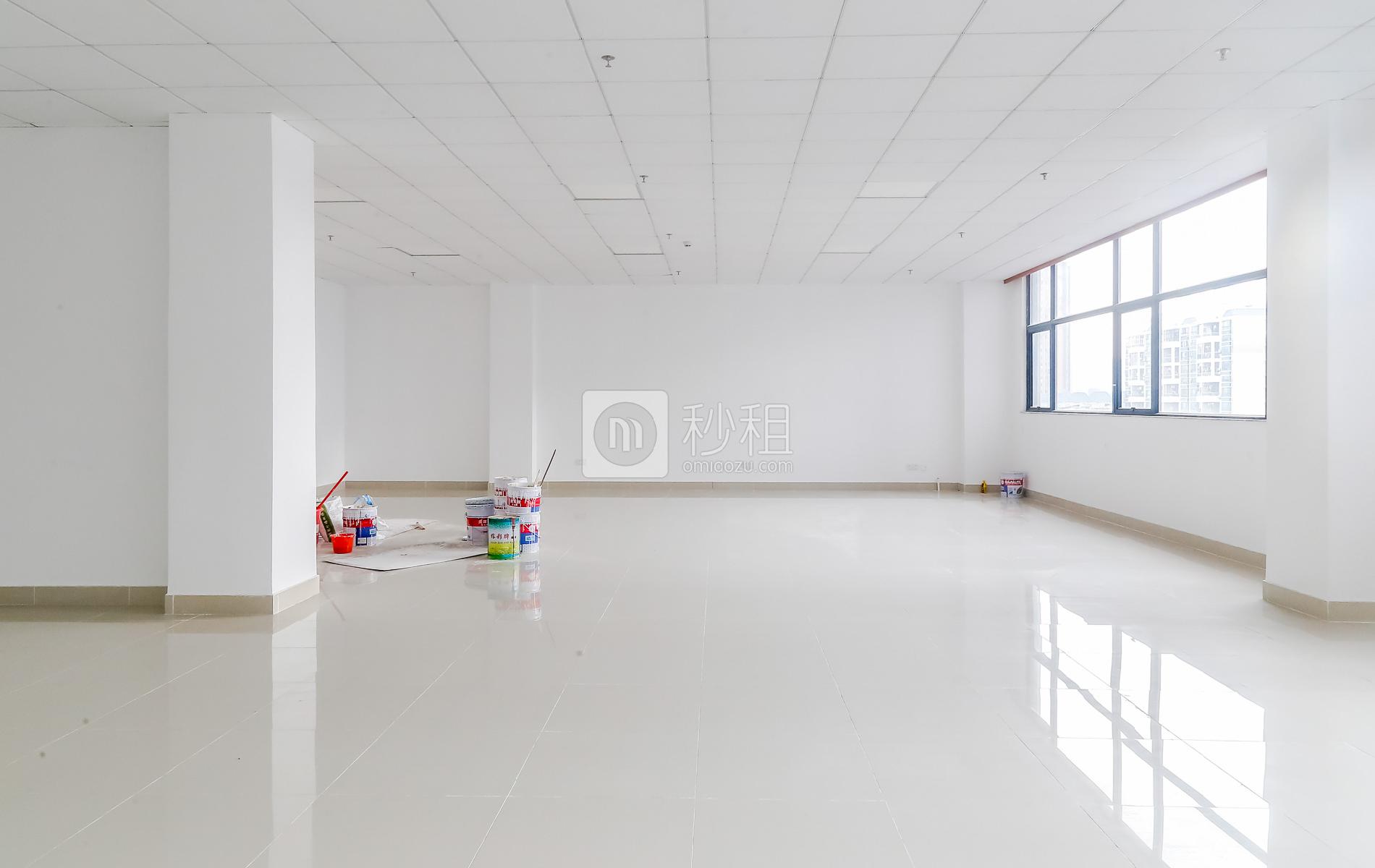 华丰互联网+创意园写字楼出租378平米精装办公室56元/m².月