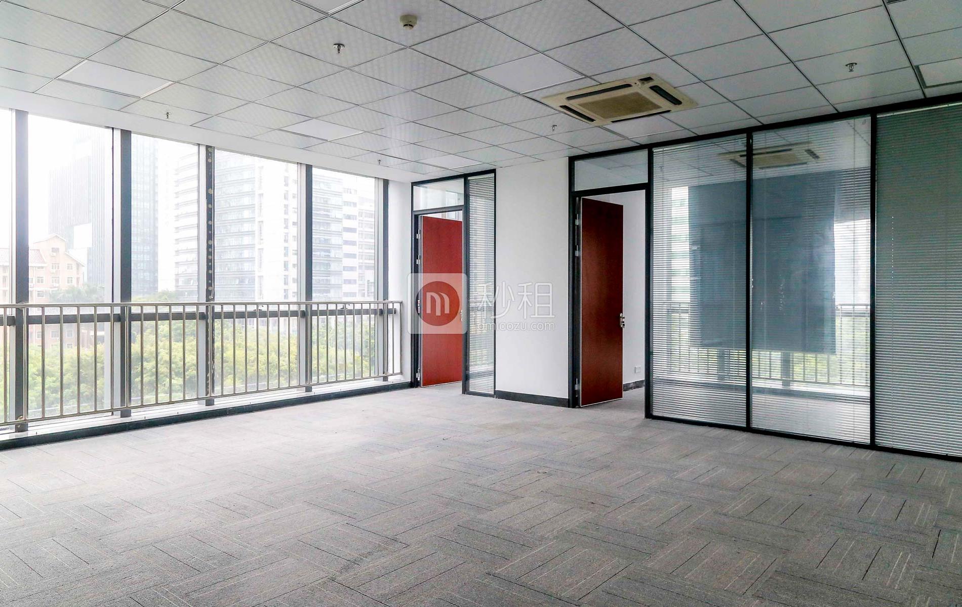 环球数码大厦写字楼出租246平米精装办公室80元/m².月